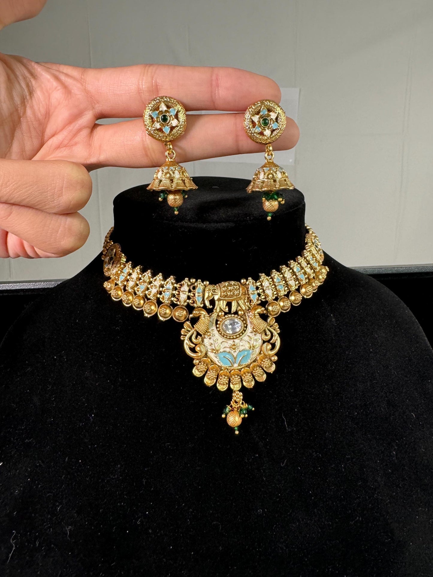 Indian jewlery set/Necklace Set/ Choker/ Bollywood Jewelry/ Indian jewelry/ Pakistani necklace/ punjabi necklace/bridal/