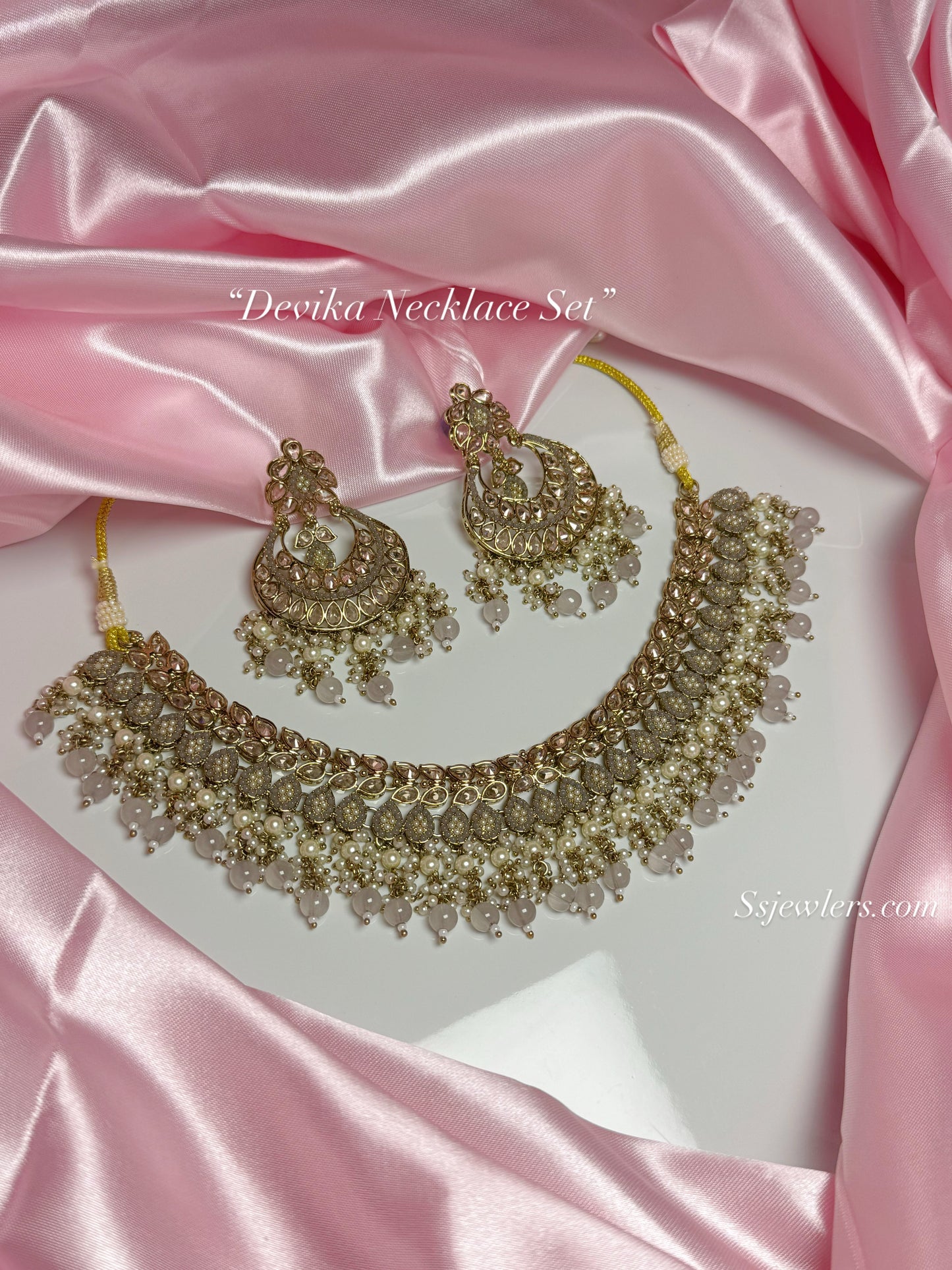 Devika Necklace Set