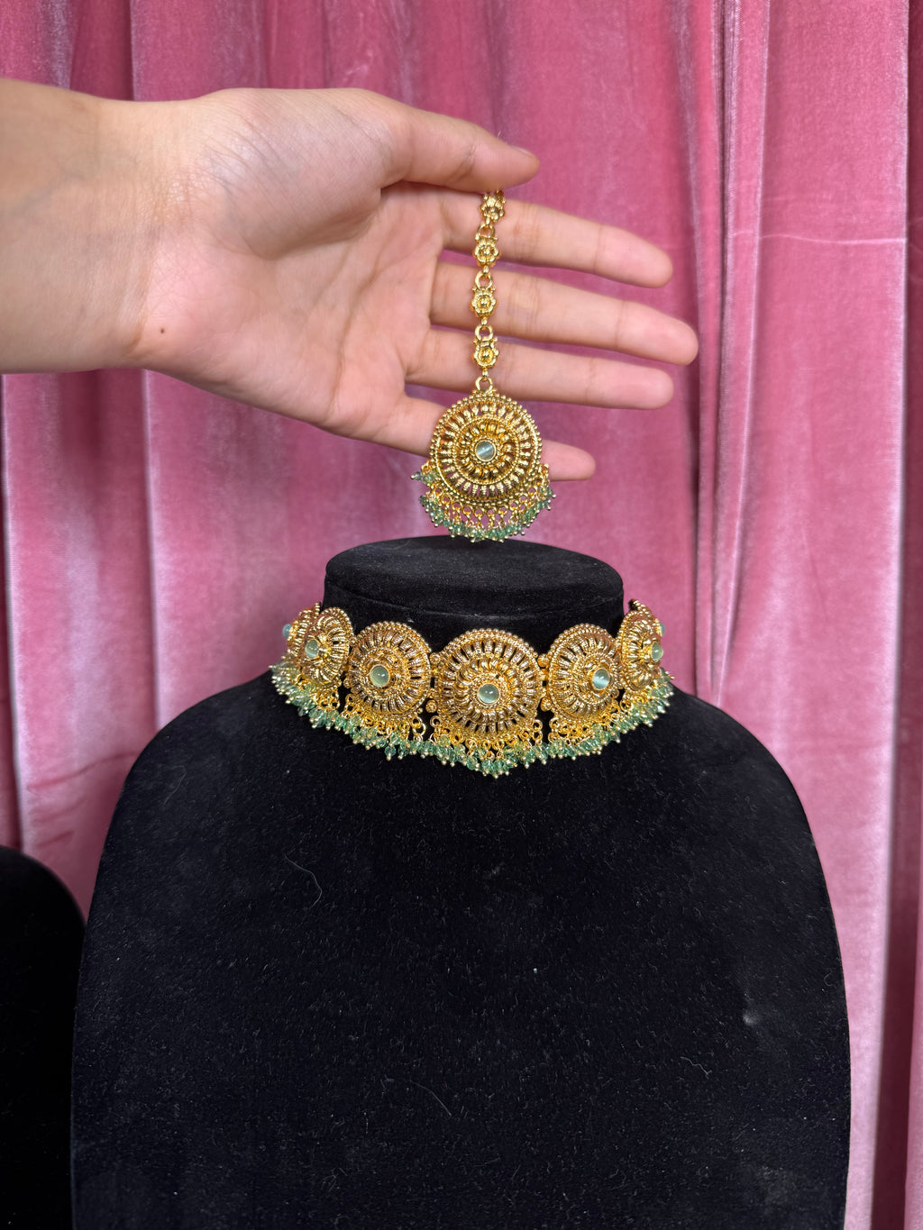 Sea green & Gold Choker