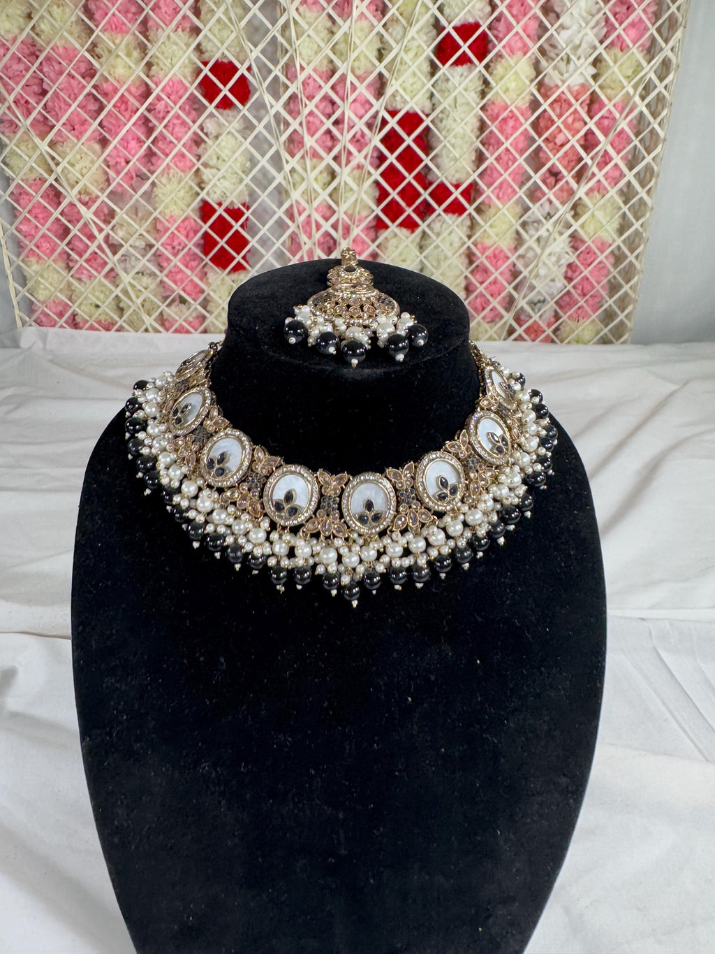 Sahira Necklace Set