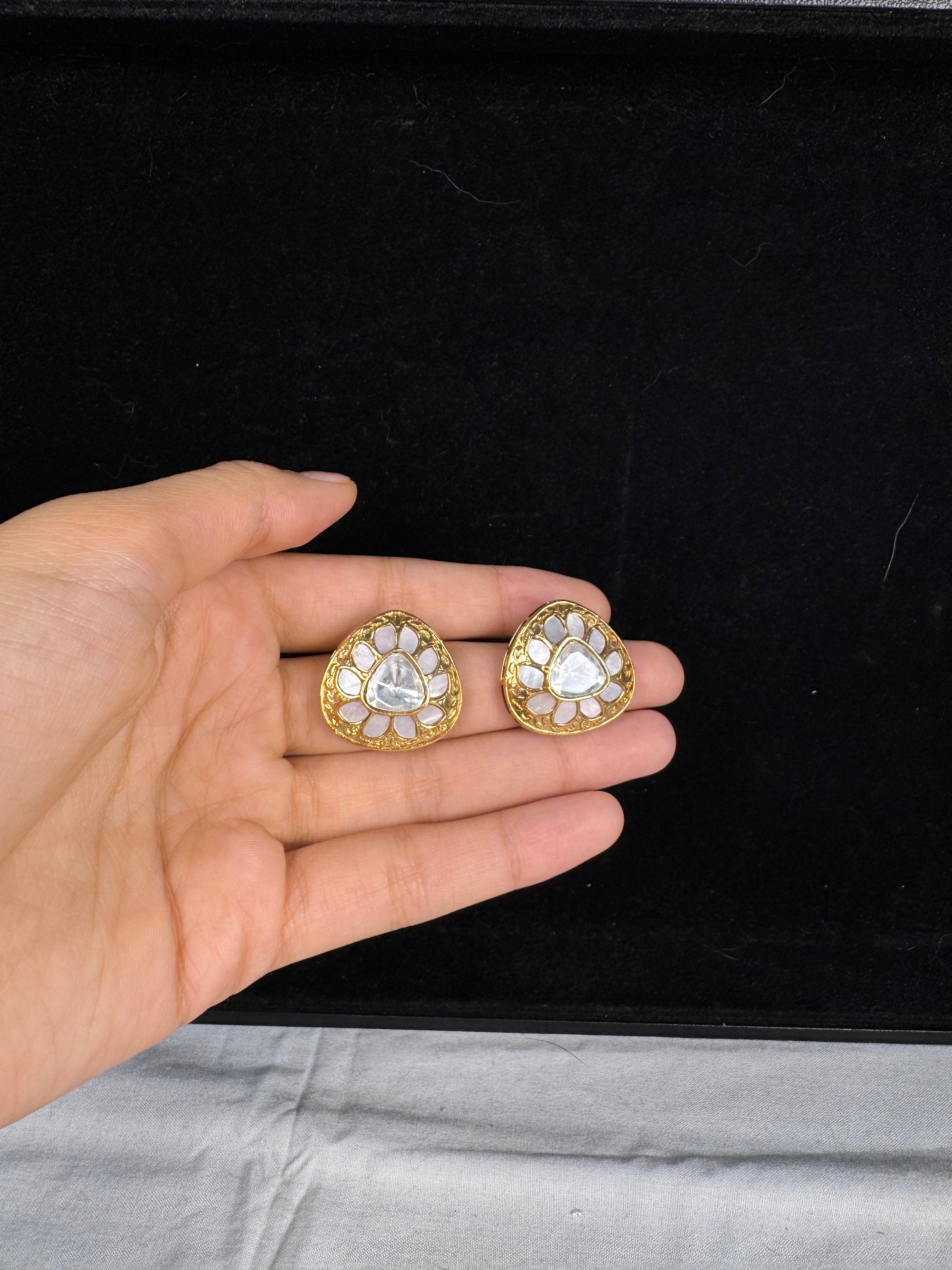 Lira Stud Earrings