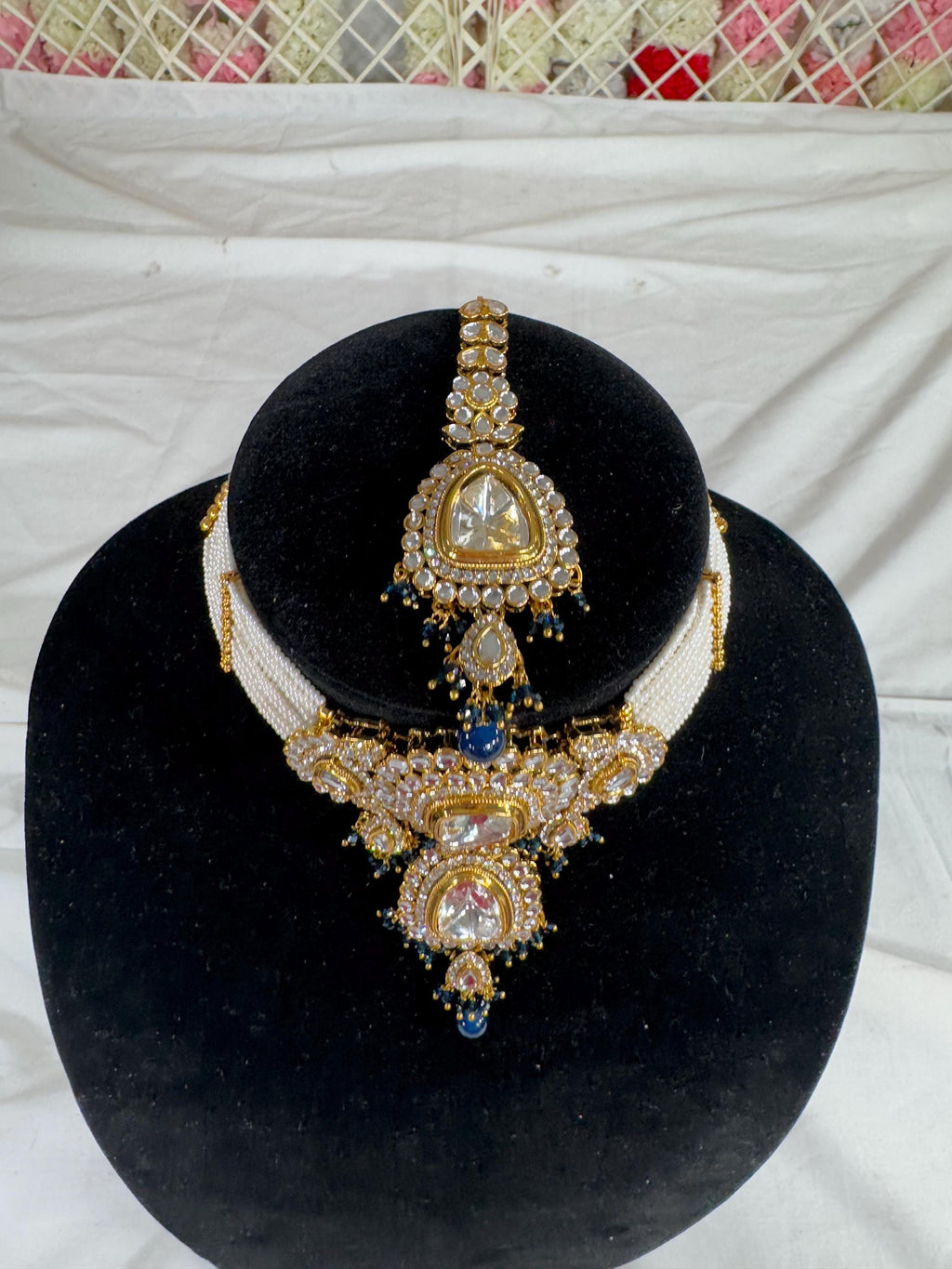 Elaria Necklace Set