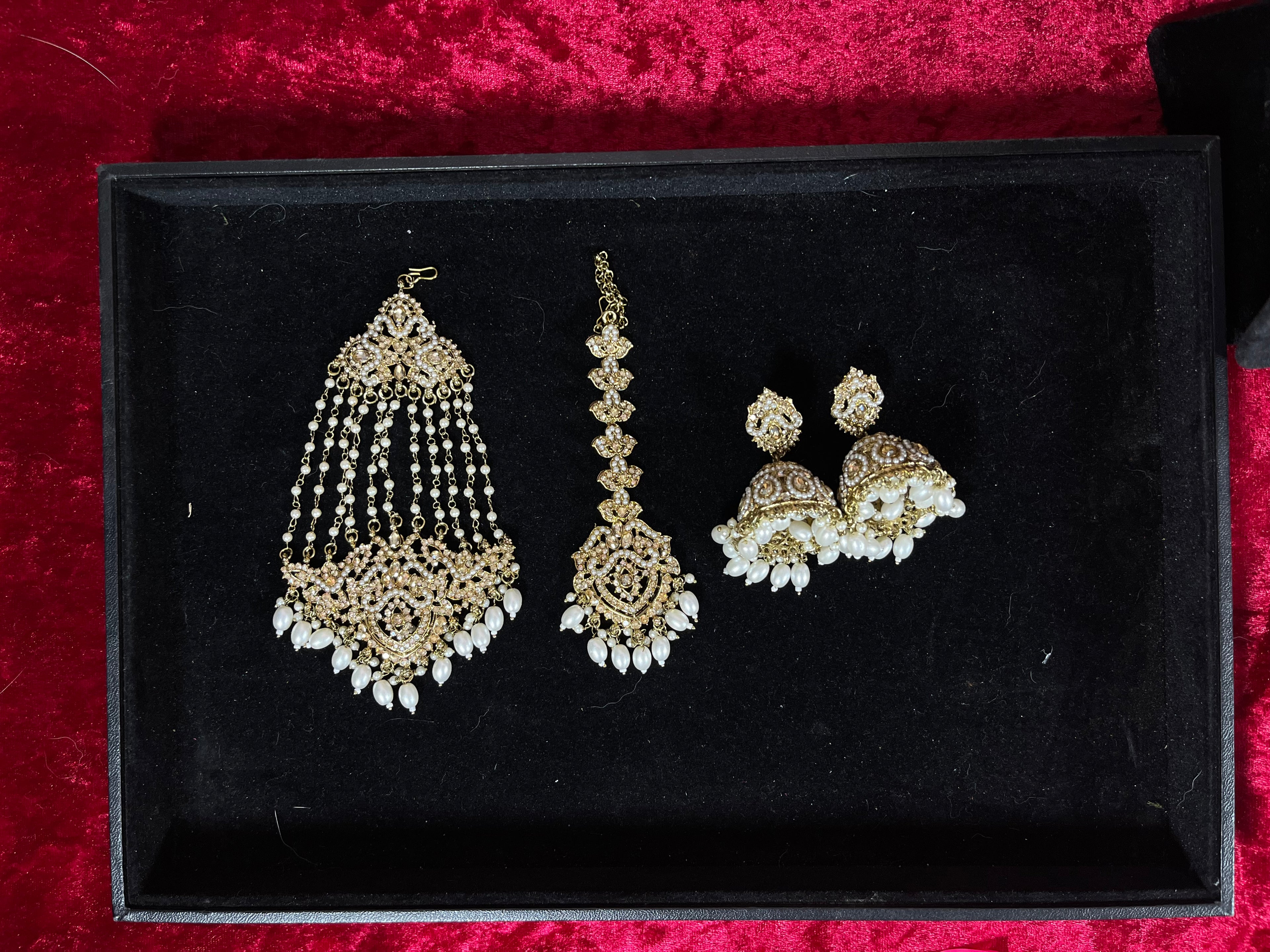 Earring, Tikka, Side Tikka set