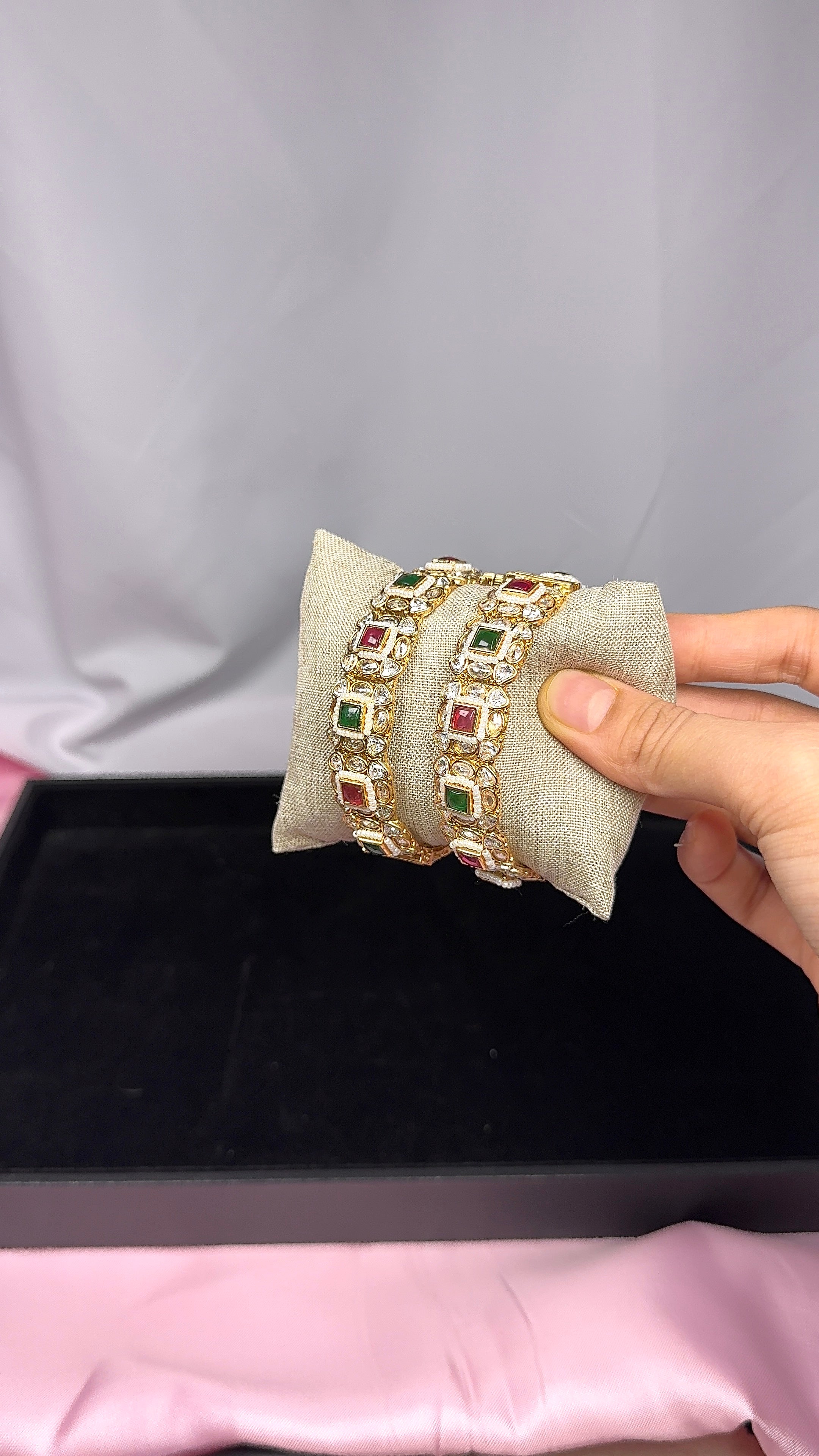 Aavya Openable Bangles