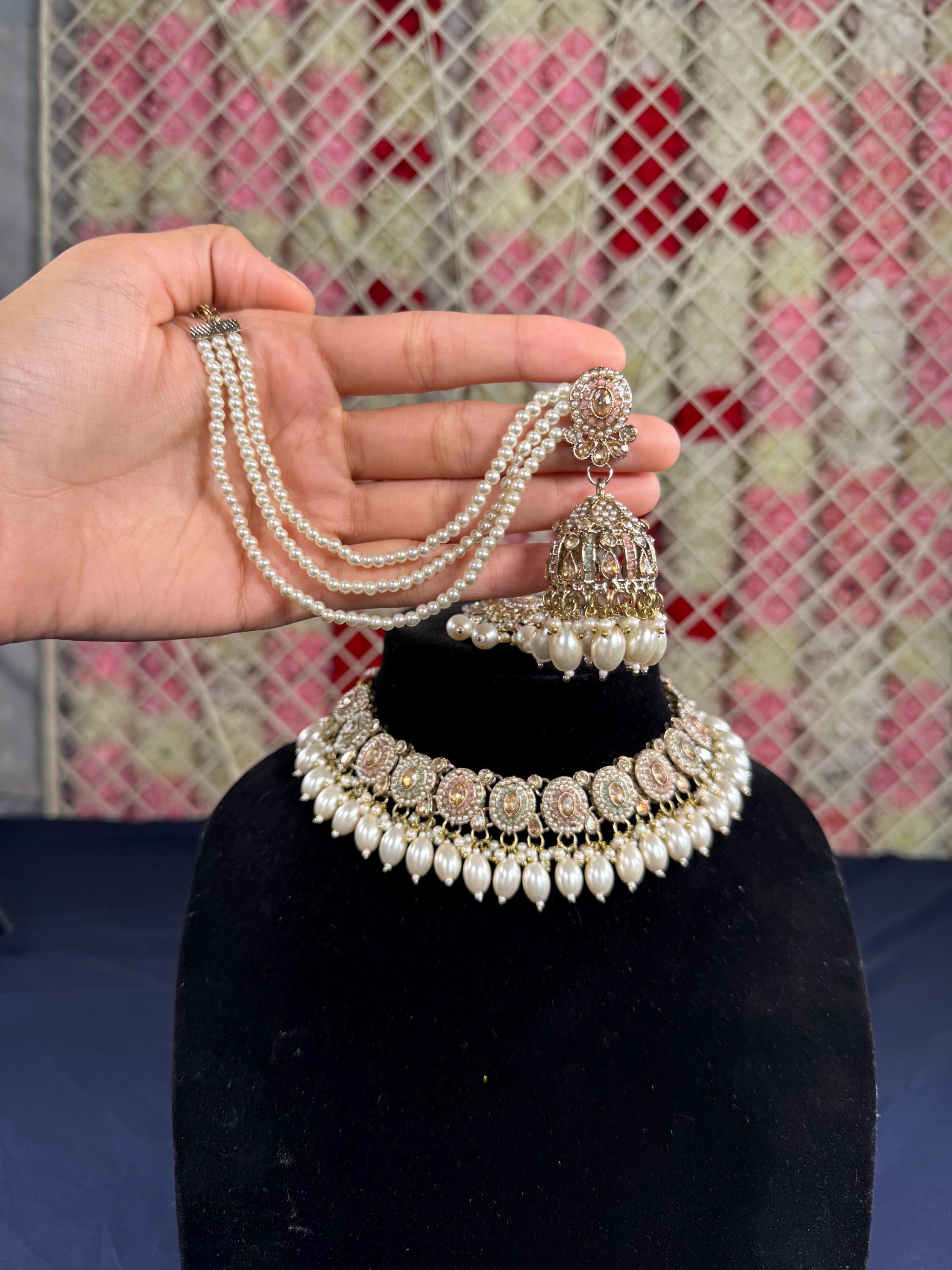 Nooraya Necklace Set