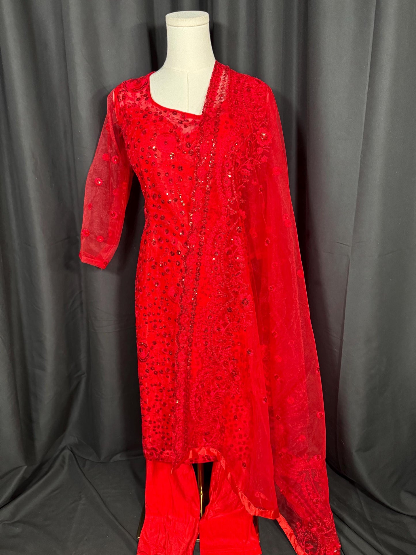 Pakistani suit, pajamai suit, Punjabi Sharrara For Women Indian Designer Chaniya Choli bollywood Style Indian outfits, Kurta suit