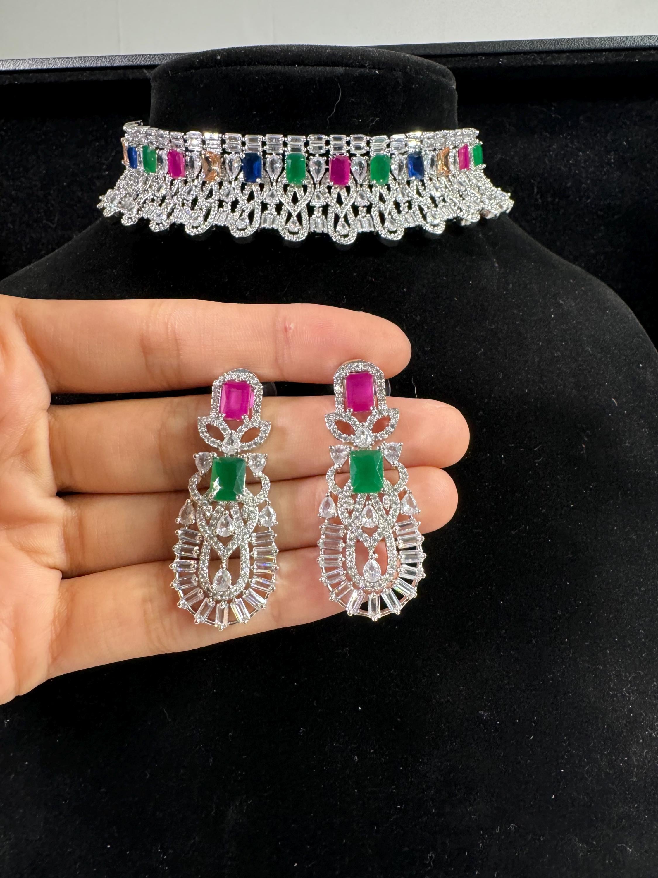 Aniyahra Necklace Set