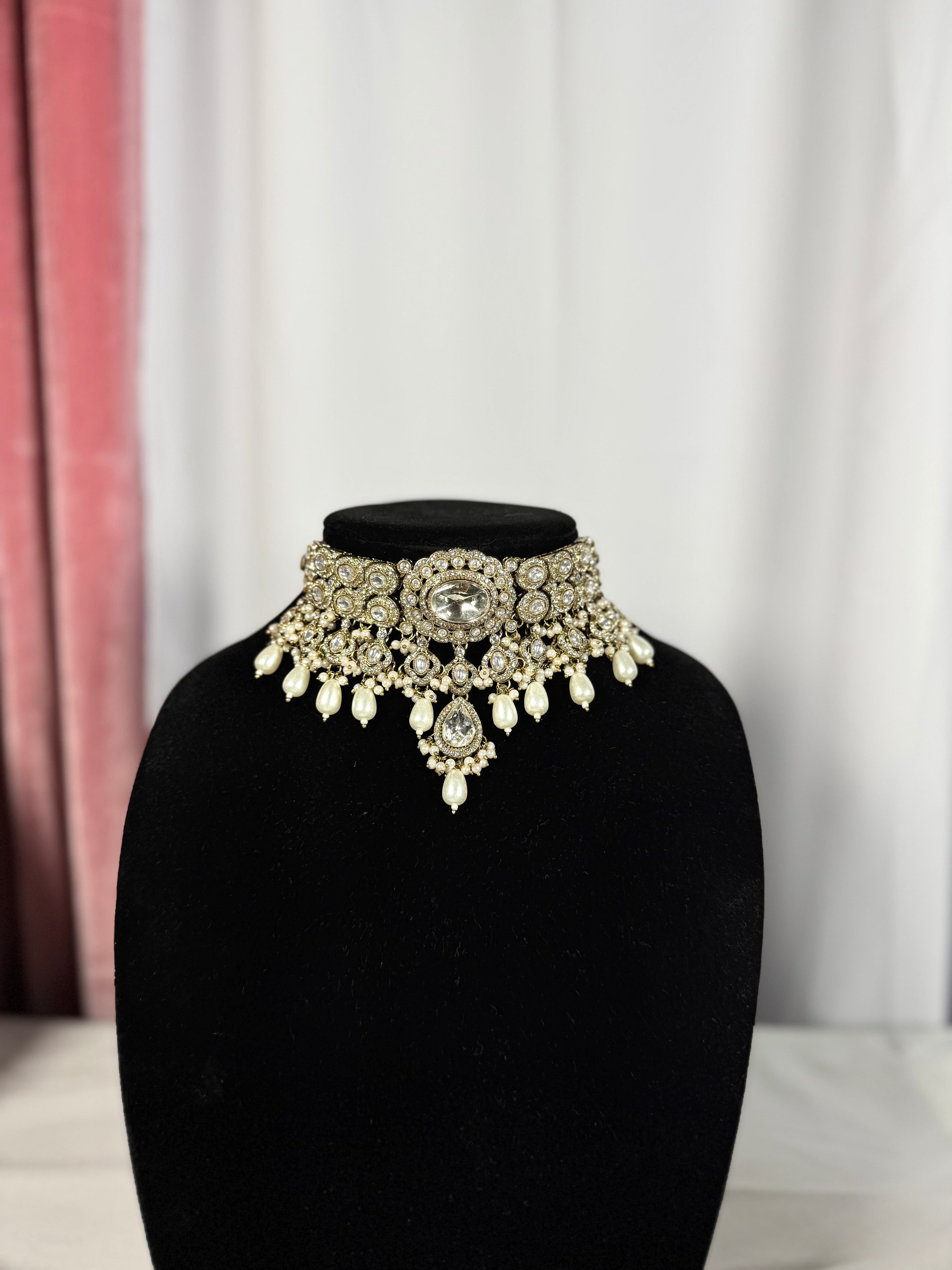 Niara necklace Set