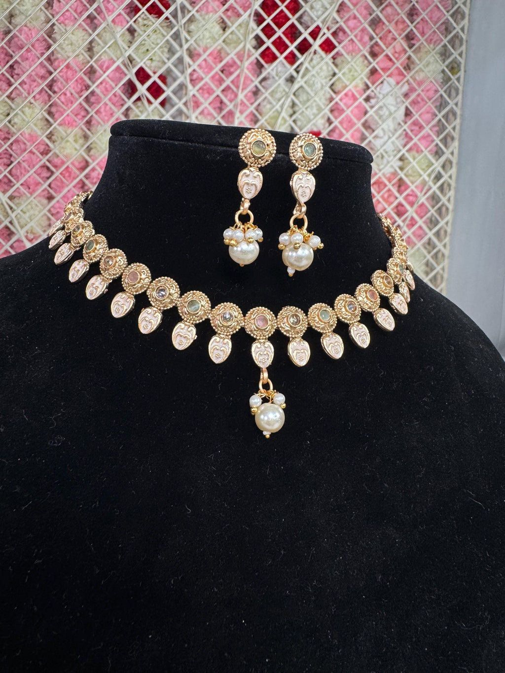 Aishara Necklace Set
