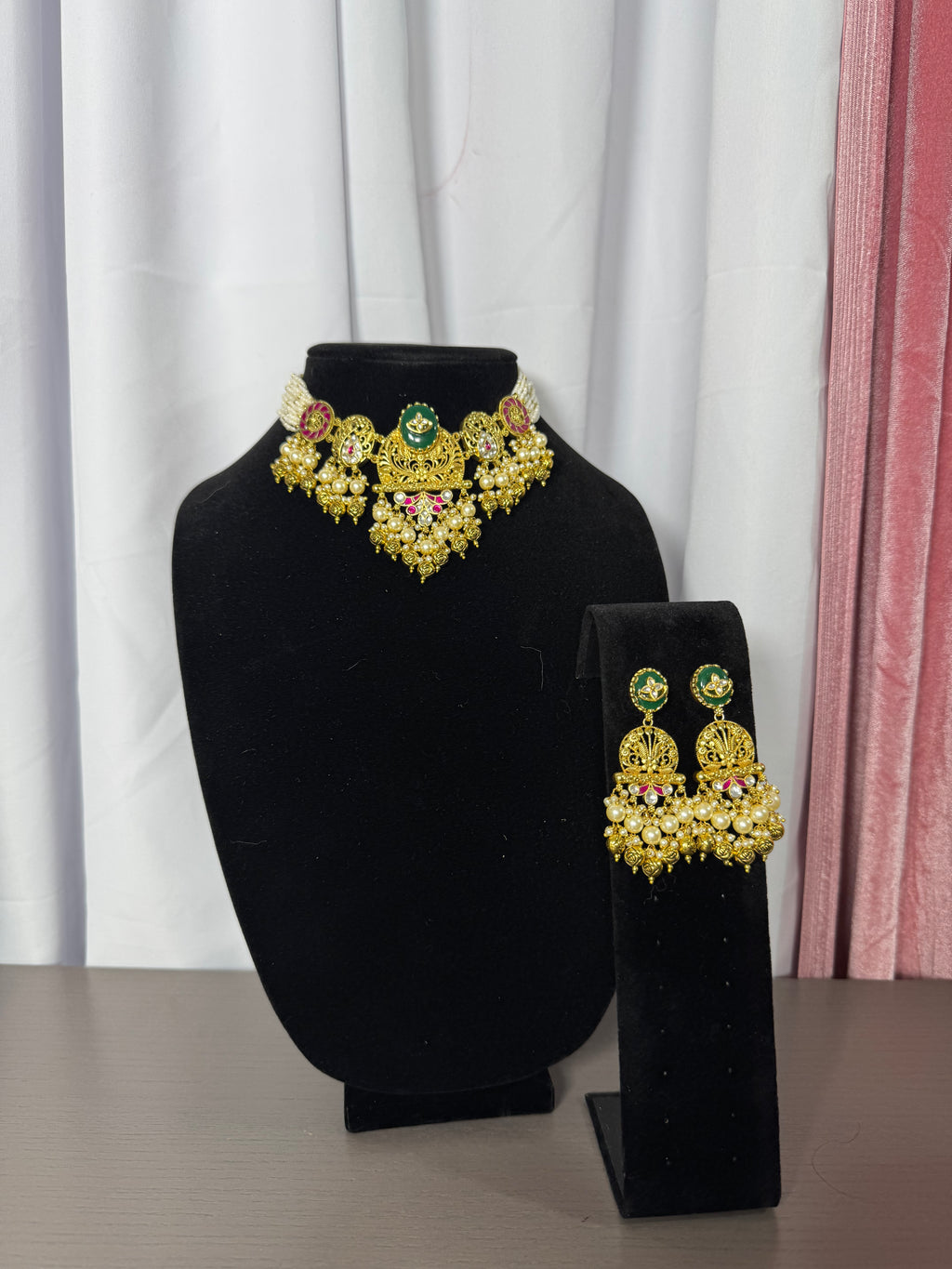 Bhavya Necklace Set