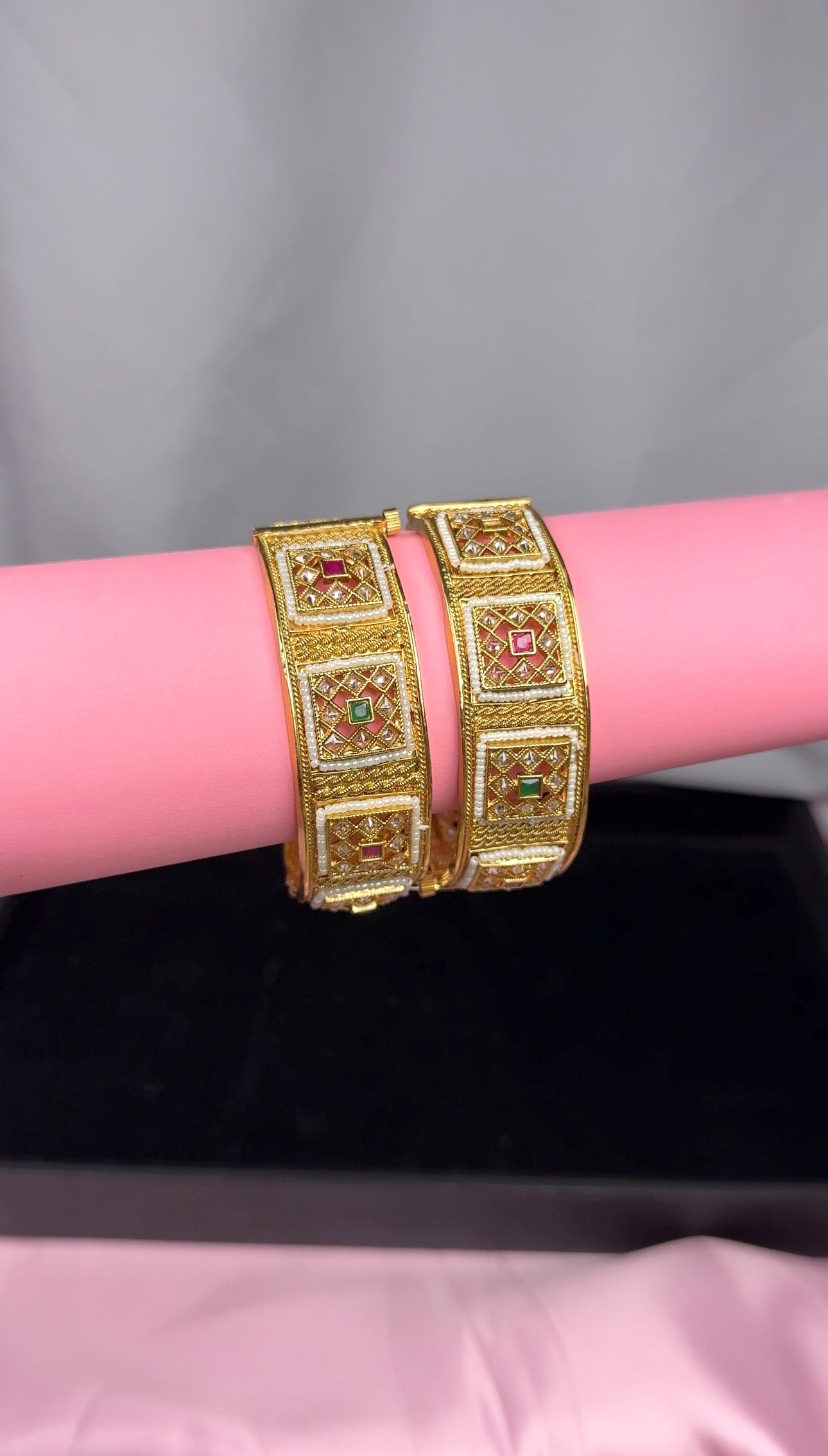 Aanya Openable Bangles