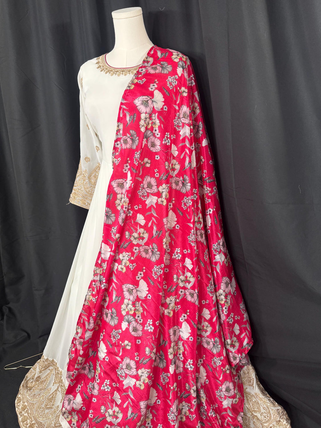 Gown For Women Indian Designer Wedding Wear Party Wear function Wear Reception Wear gown  bollywood Style Indian outfits Pakistani outfit