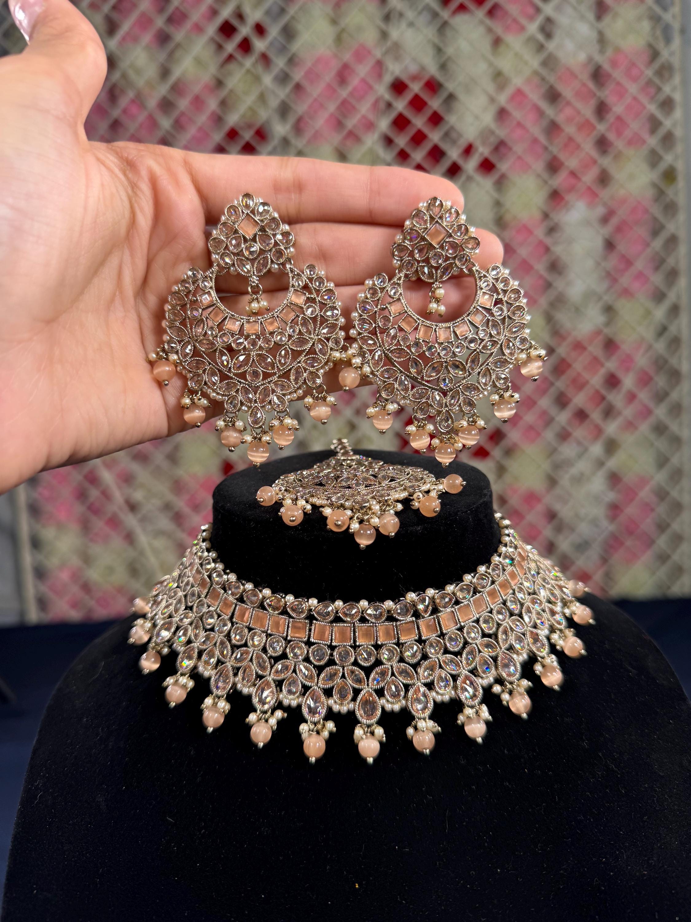 Nazira Necklace Set