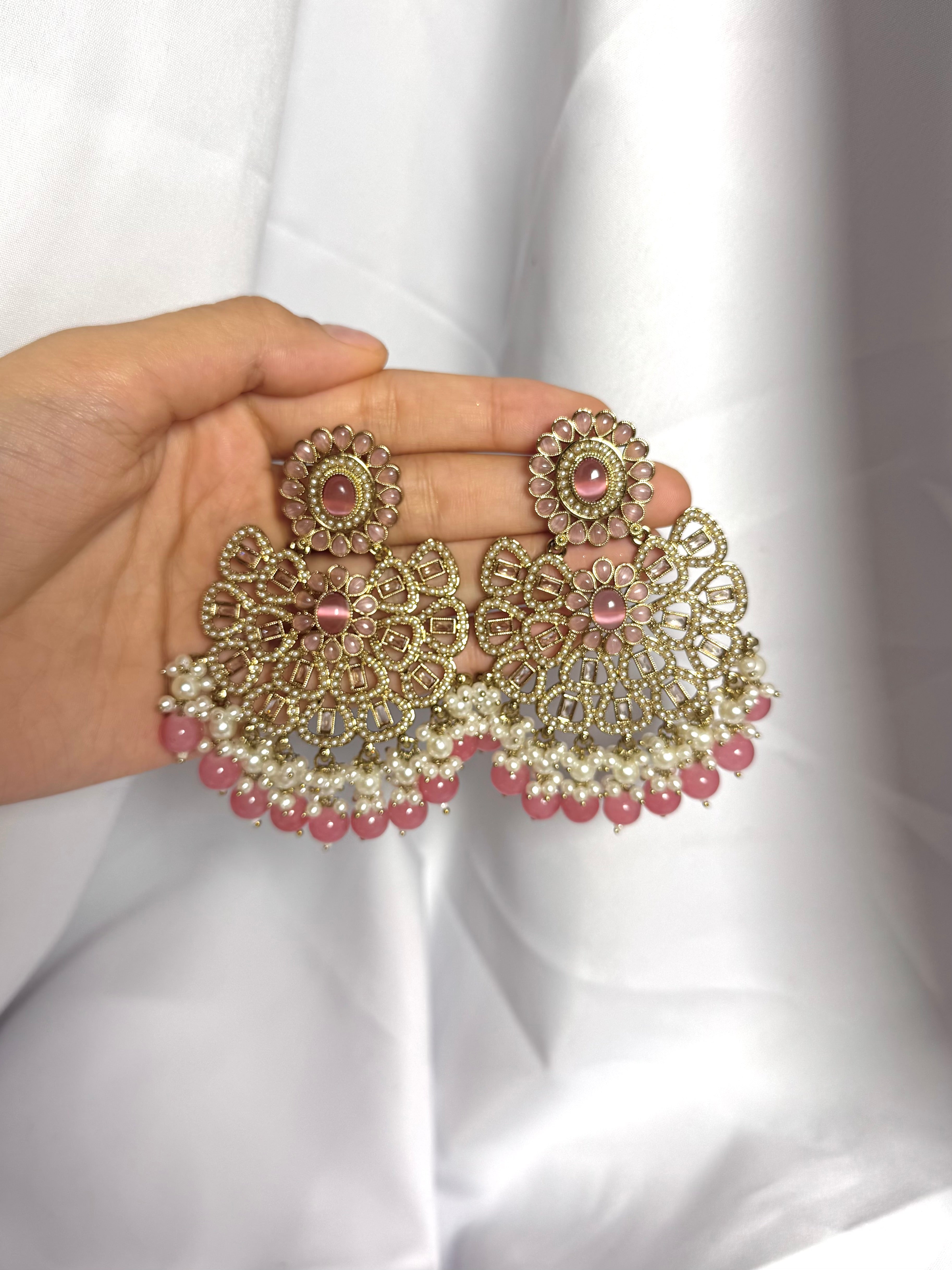 Samaira Earrings-Pink