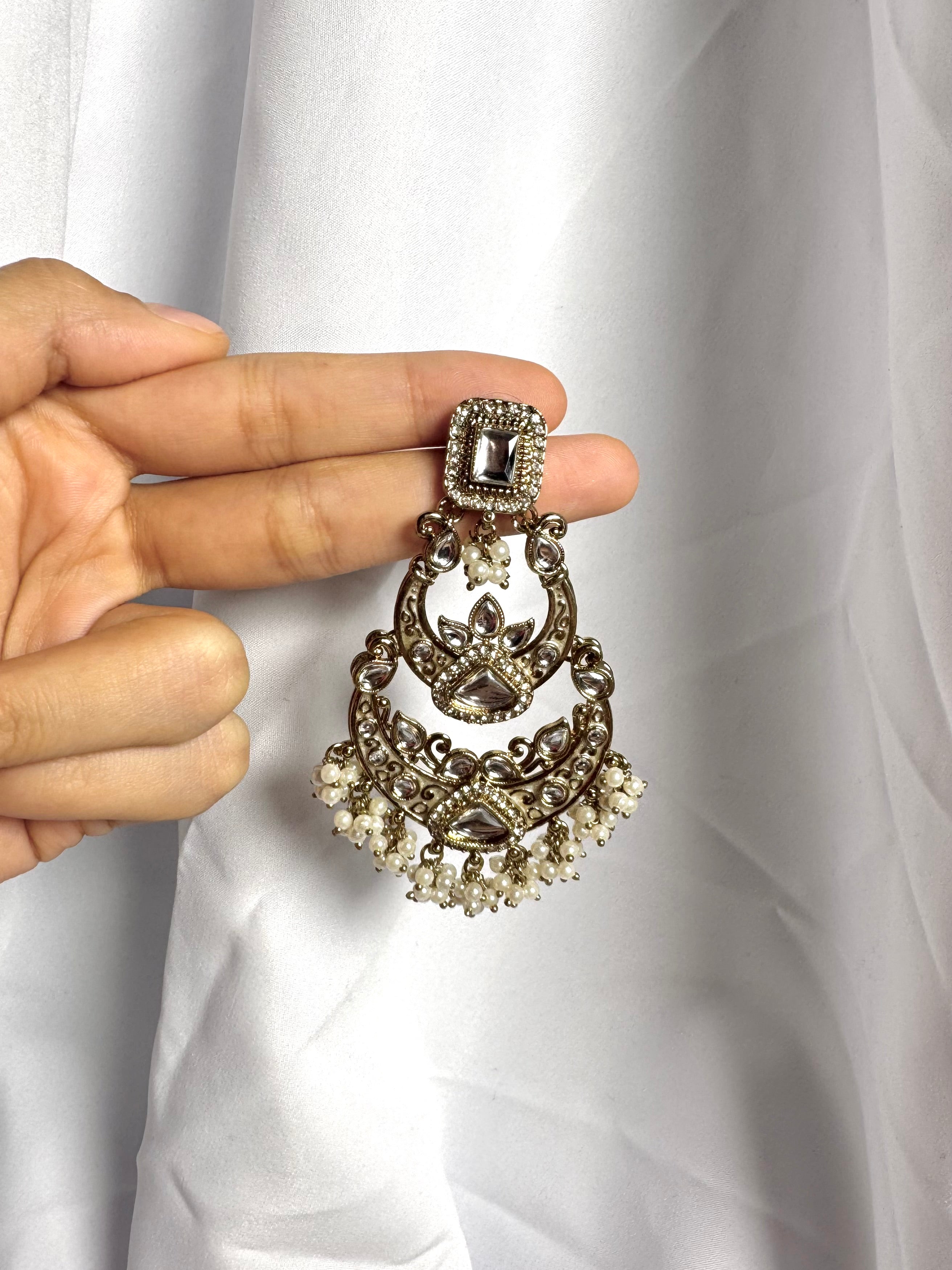 Samira Earrings-White