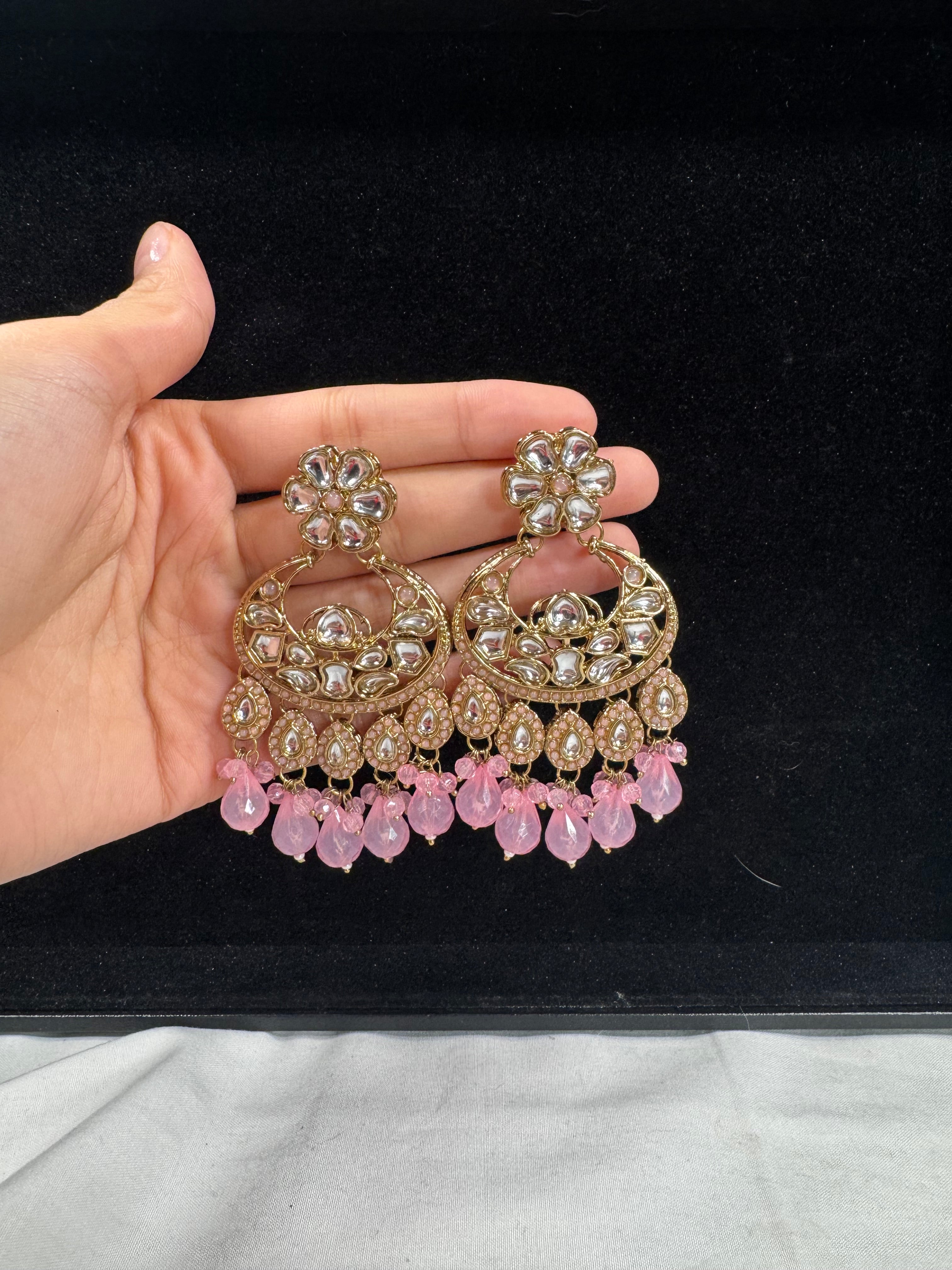 Kundan Lavender earrings