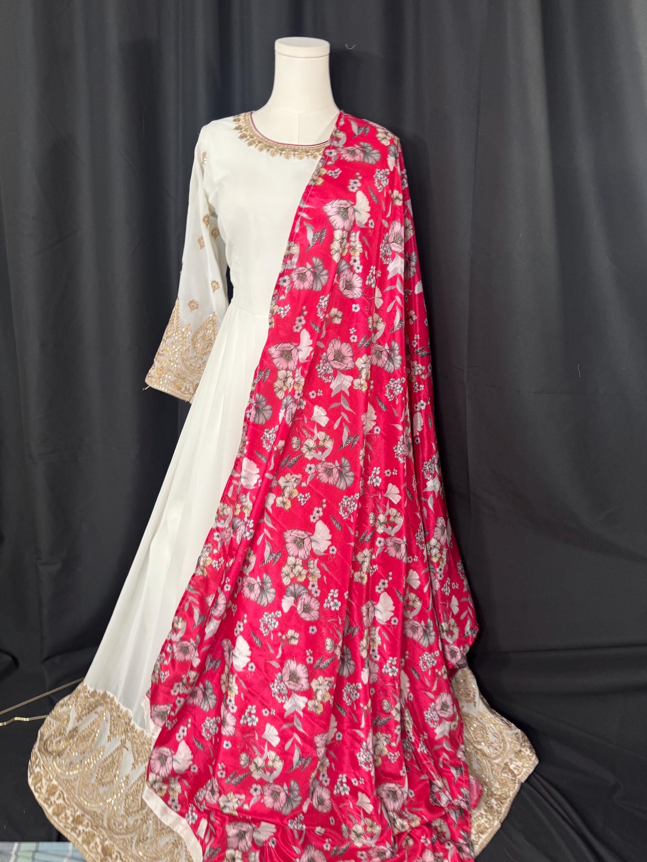 Gown For Women Indian Designer Wedding Wear Party Wear function Wear Reception Wear gown  bollywood Style Indian outfits Pakistani outfit