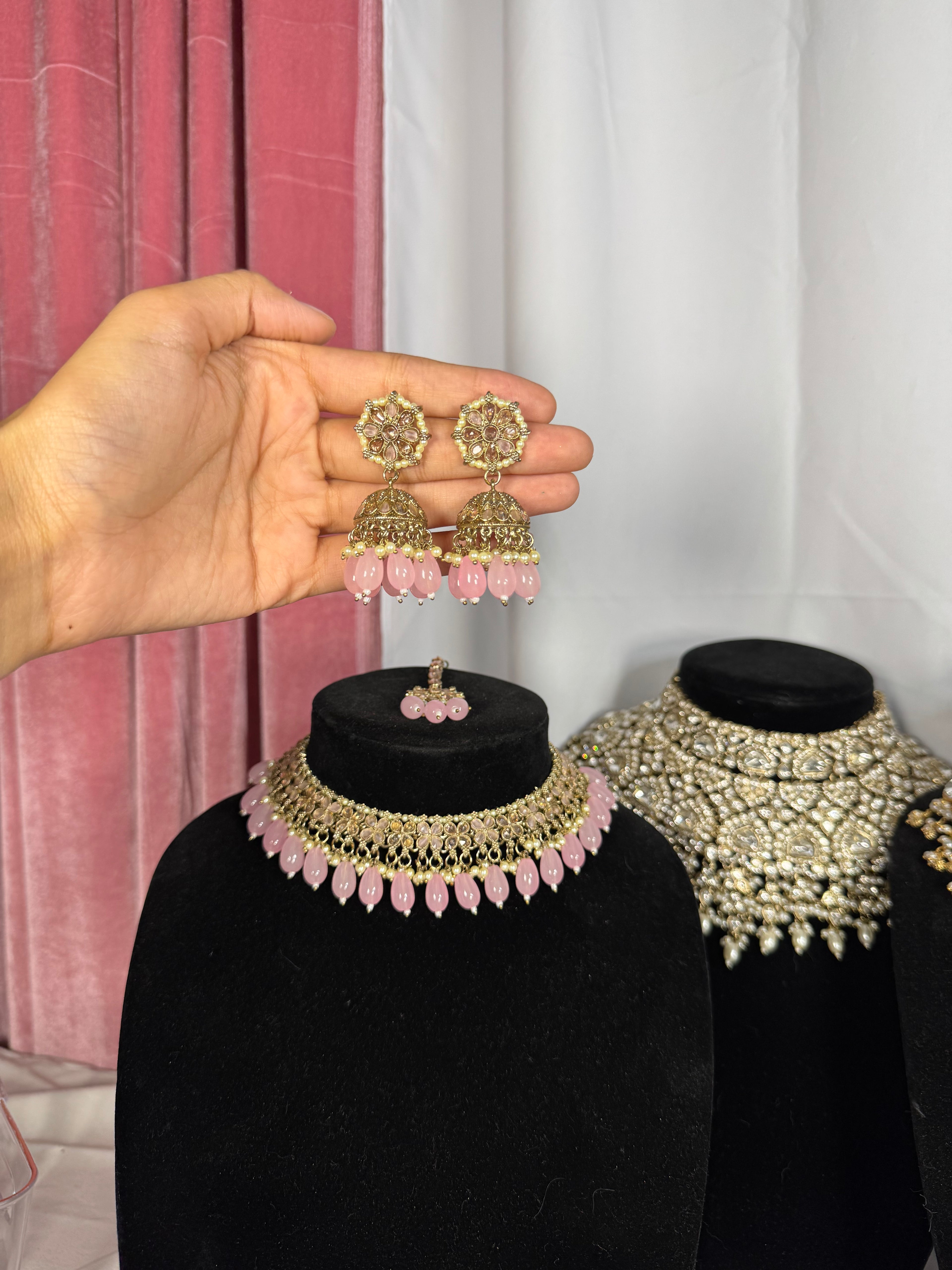 Amy Necklace Set