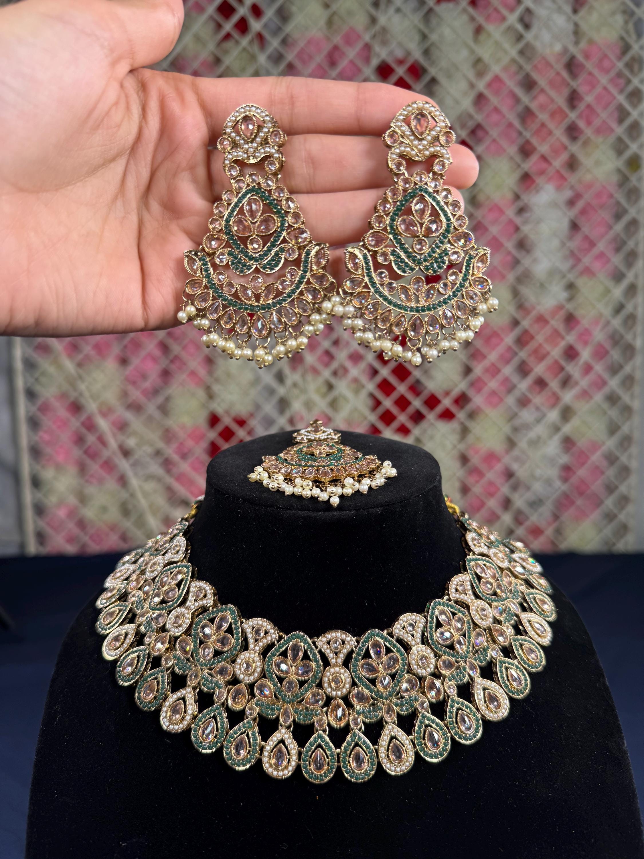 Rabira Necklace Set