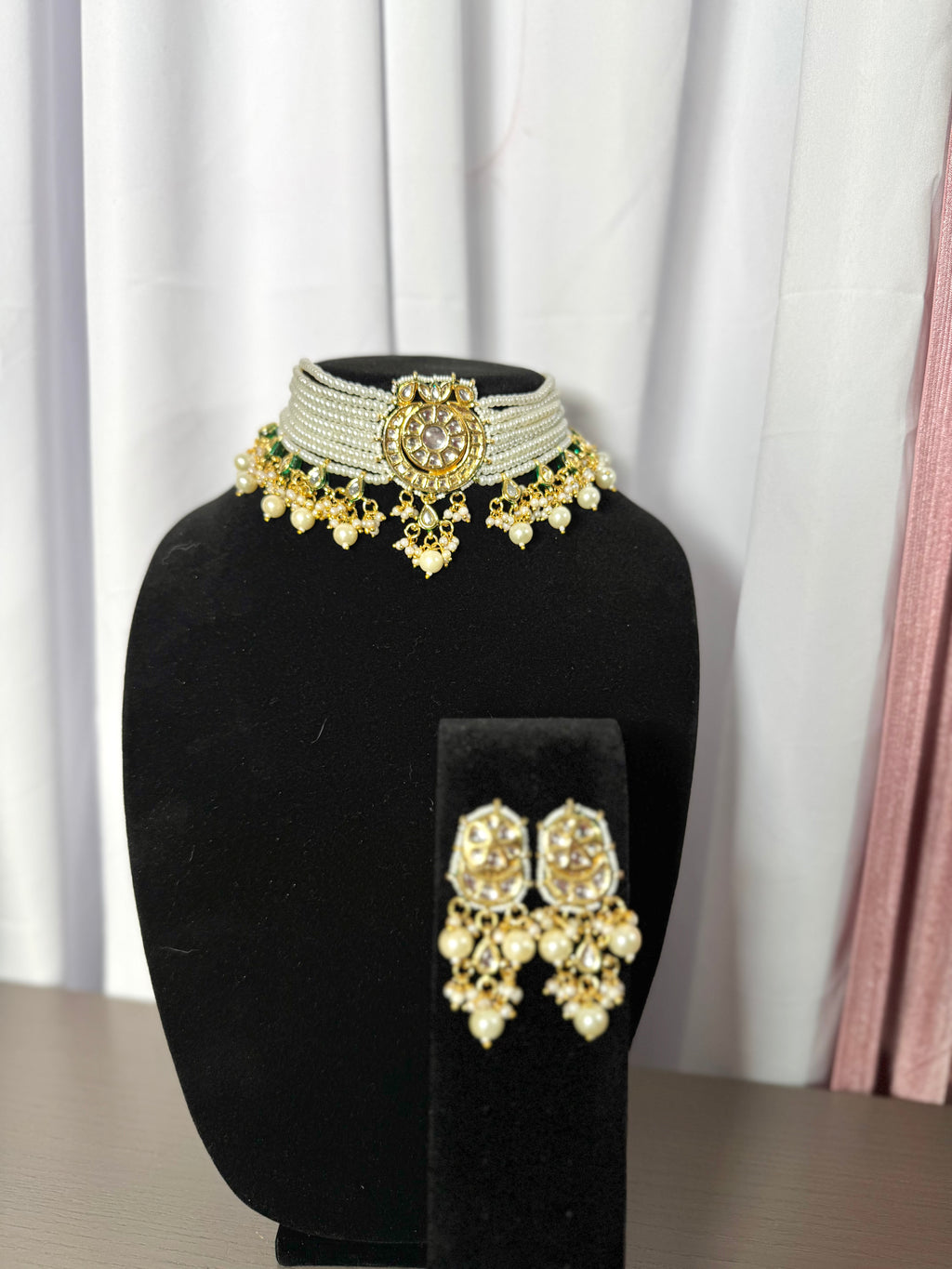 Reversible Meenakari Necklace Set￼