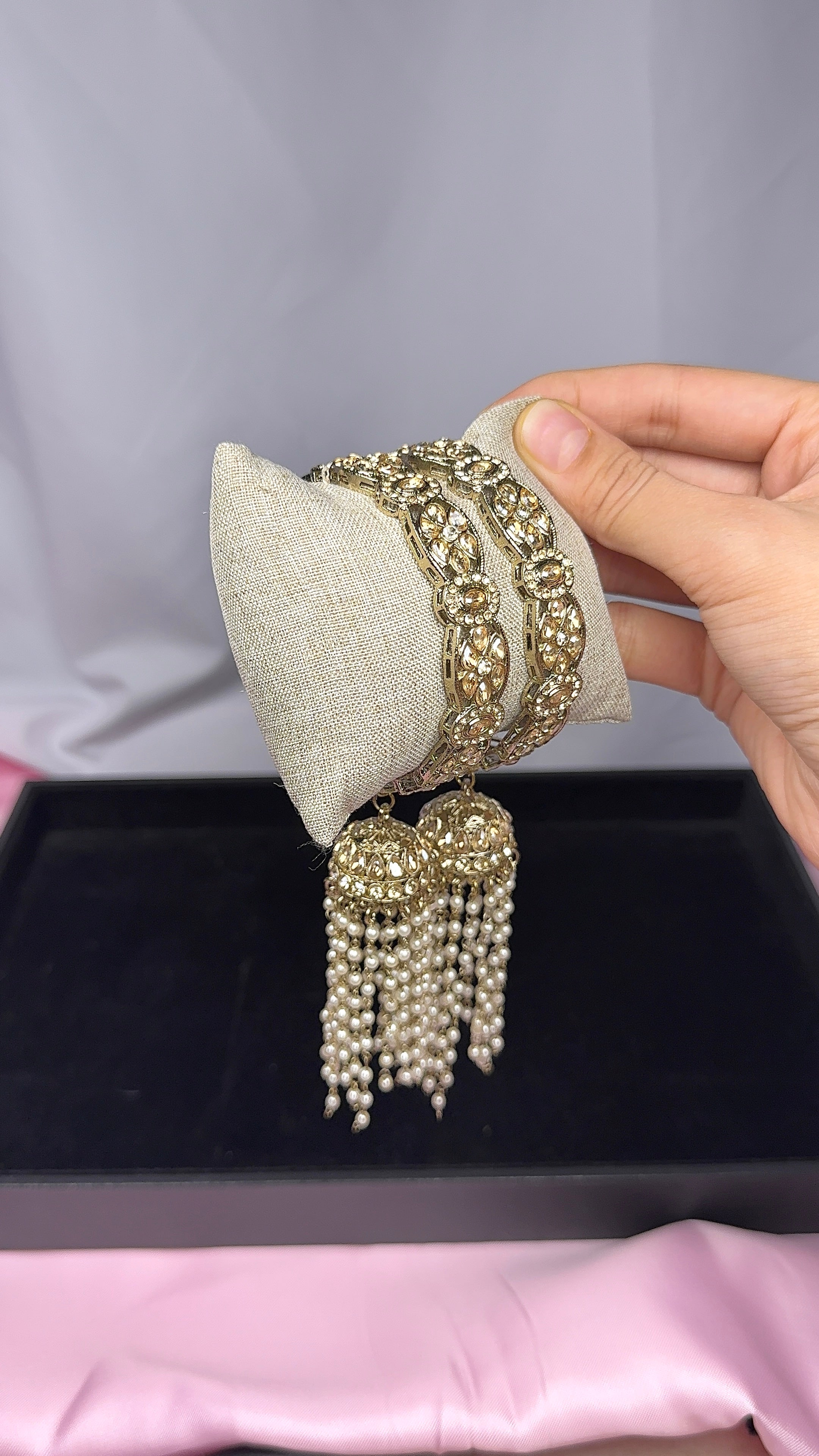 Myra Jhumki Bangles