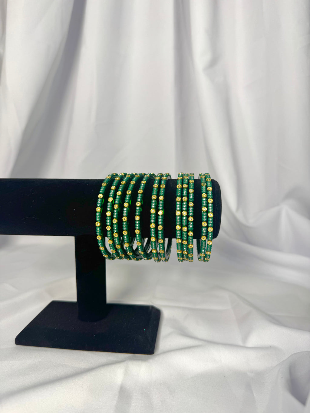 Dhriti Glass Bangles-Green