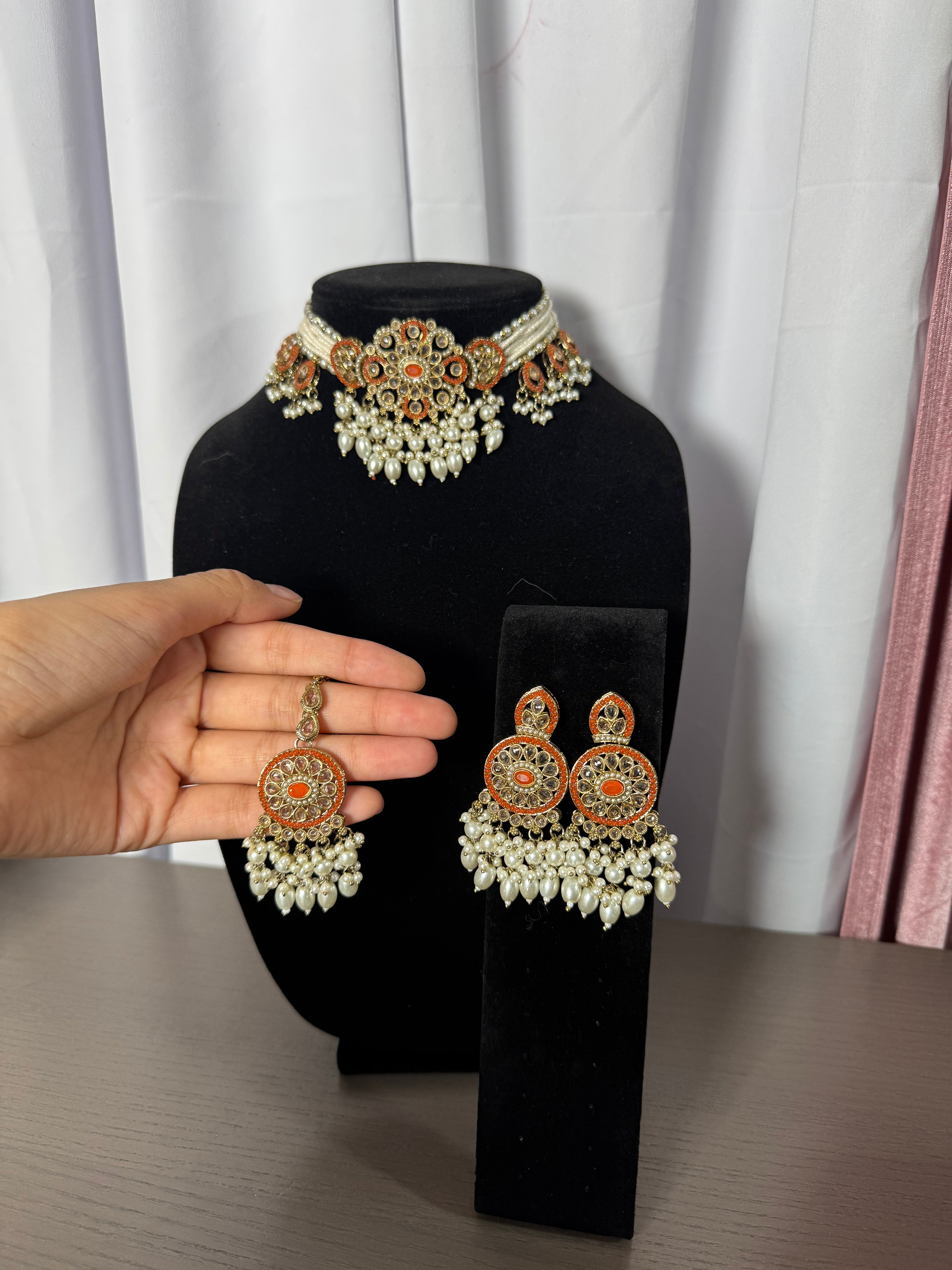 The Rida necklace set