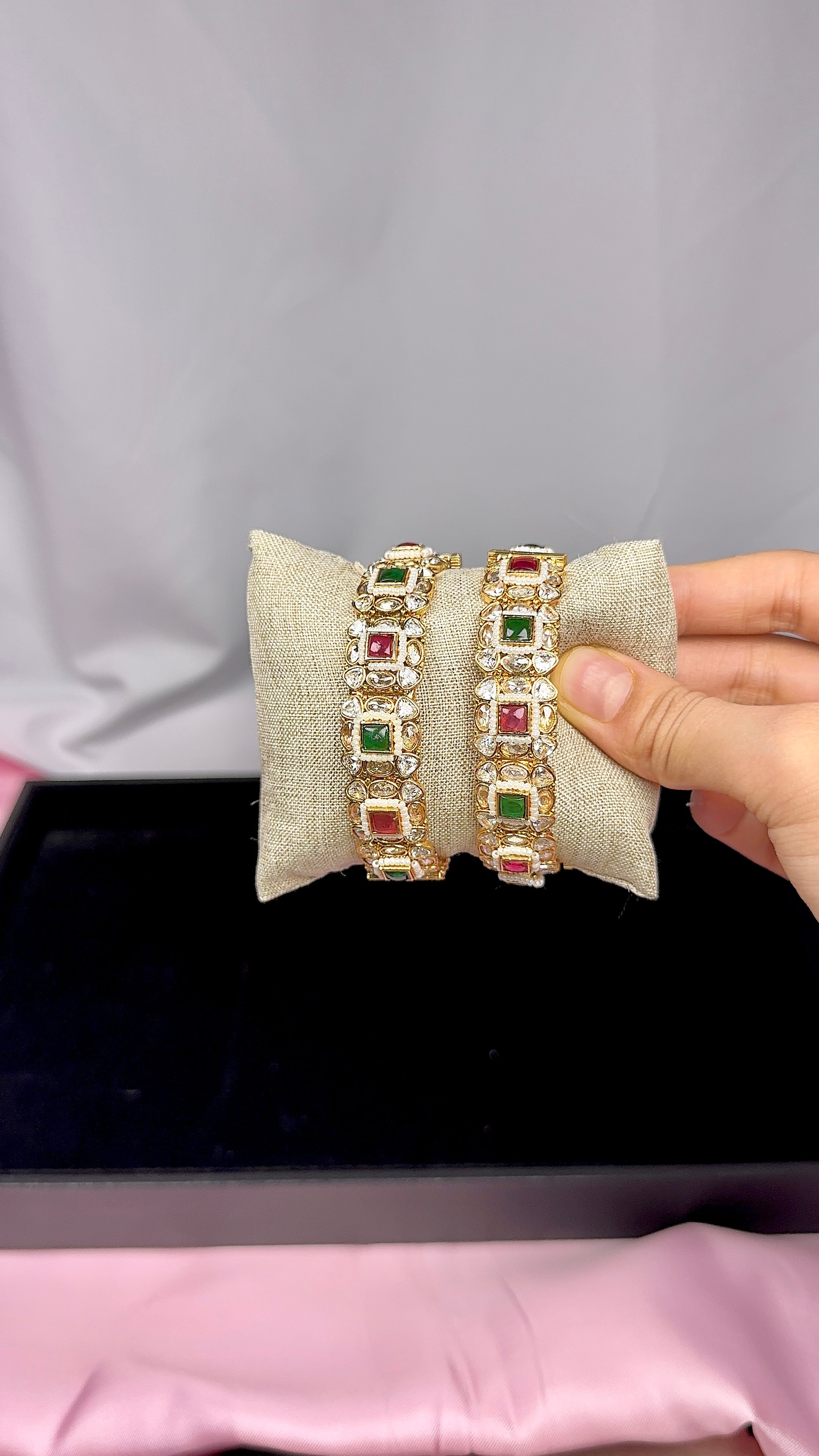 Aavya Openable Bangles