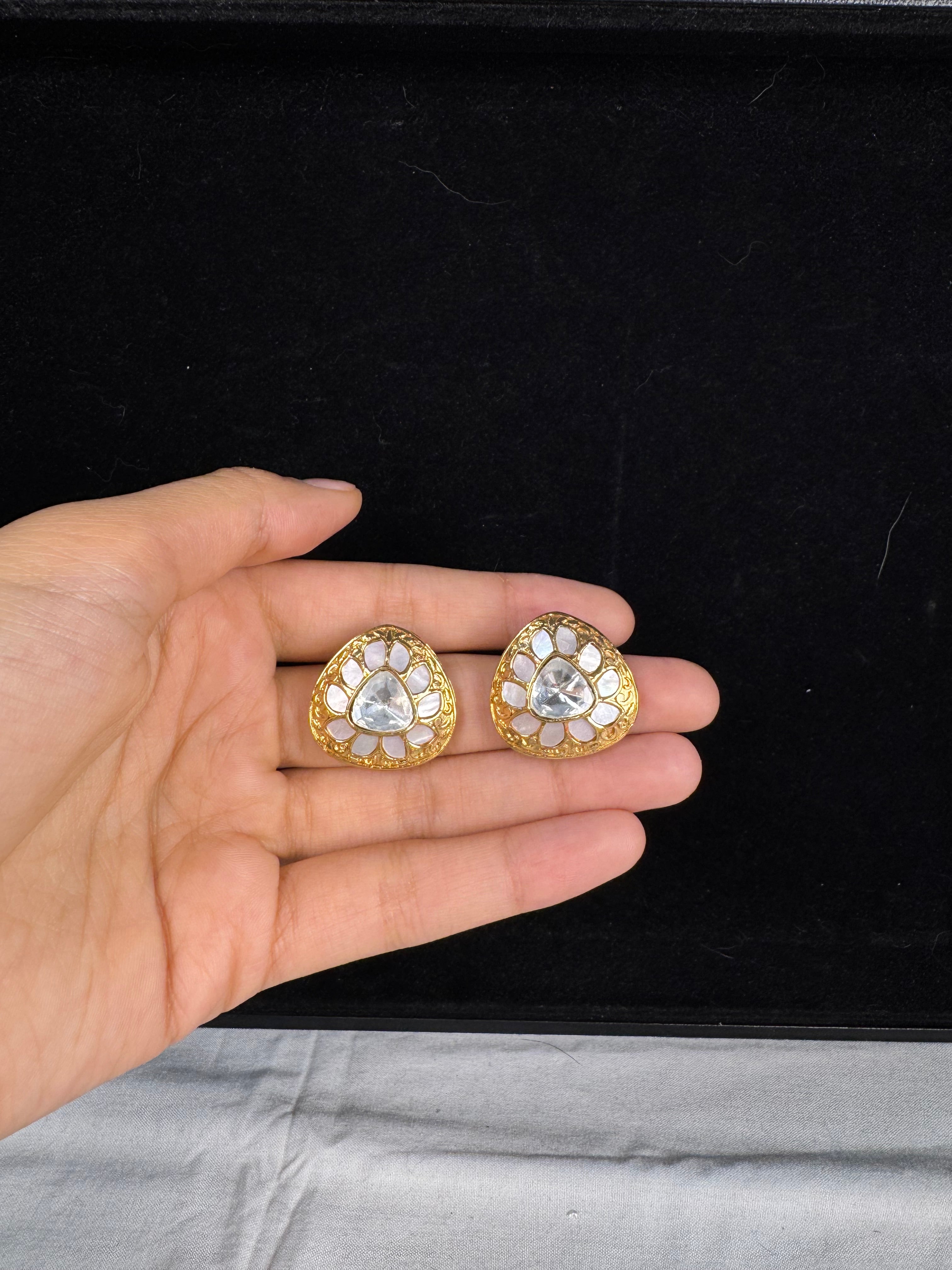 Lira Stud Earrings