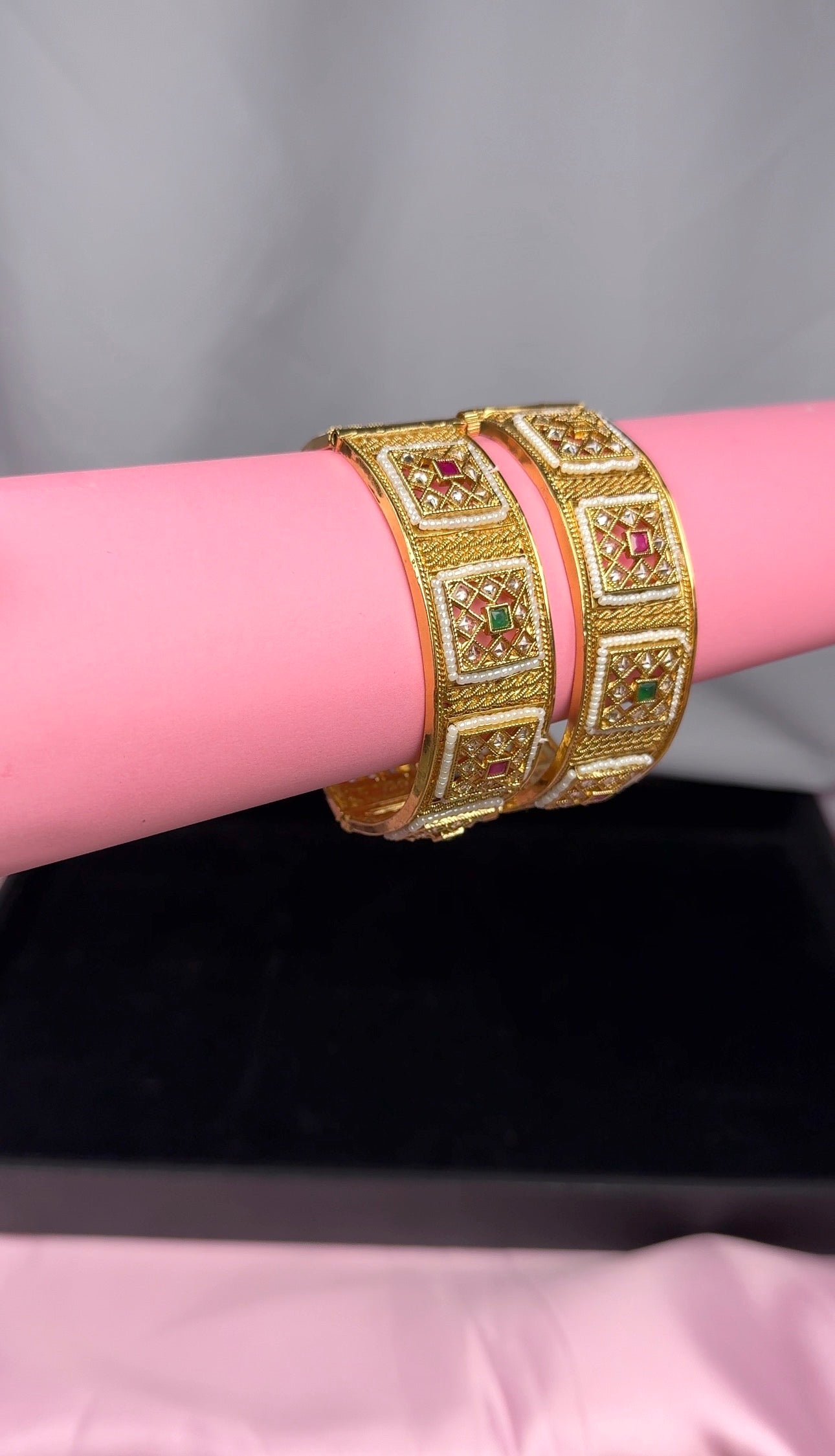 Aanya Openable Bangles