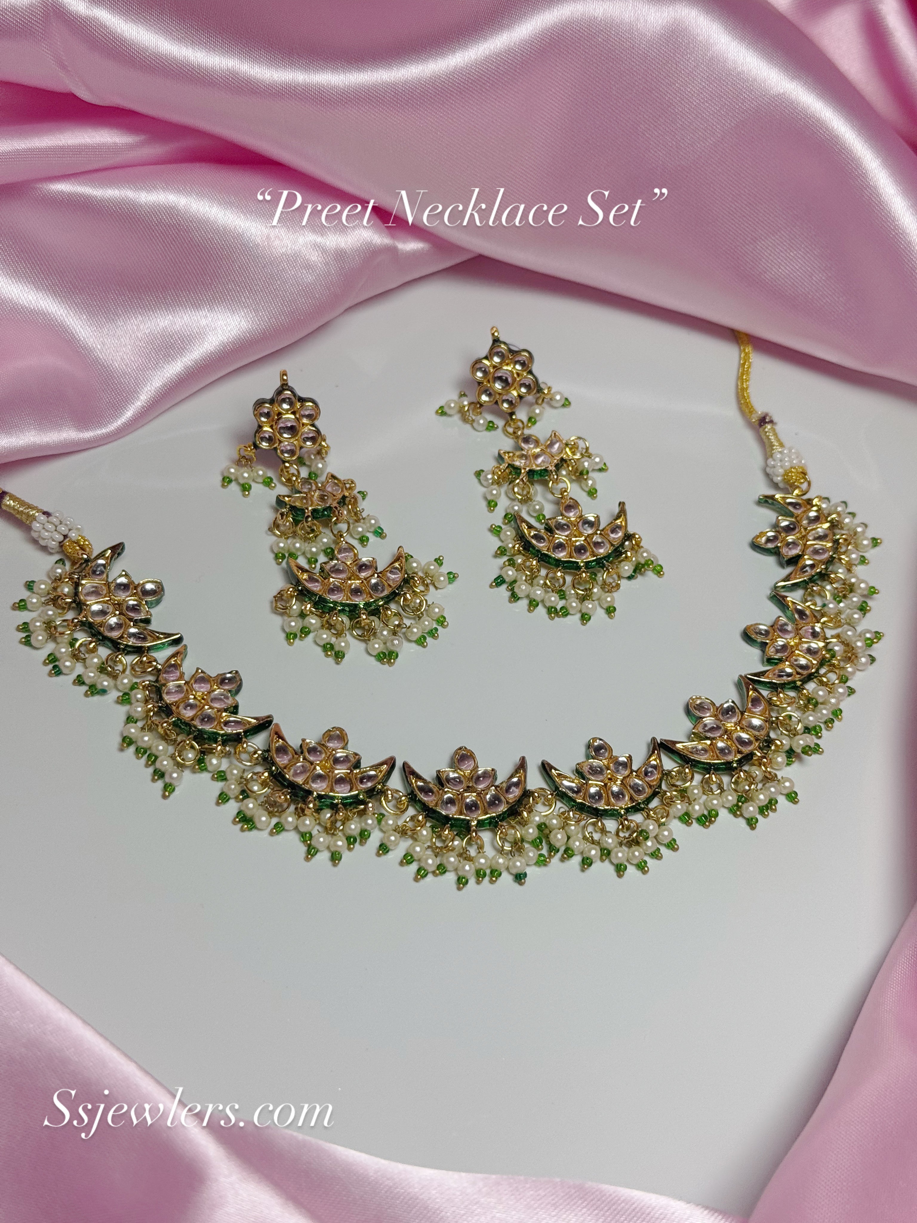 Preet Necklace Set