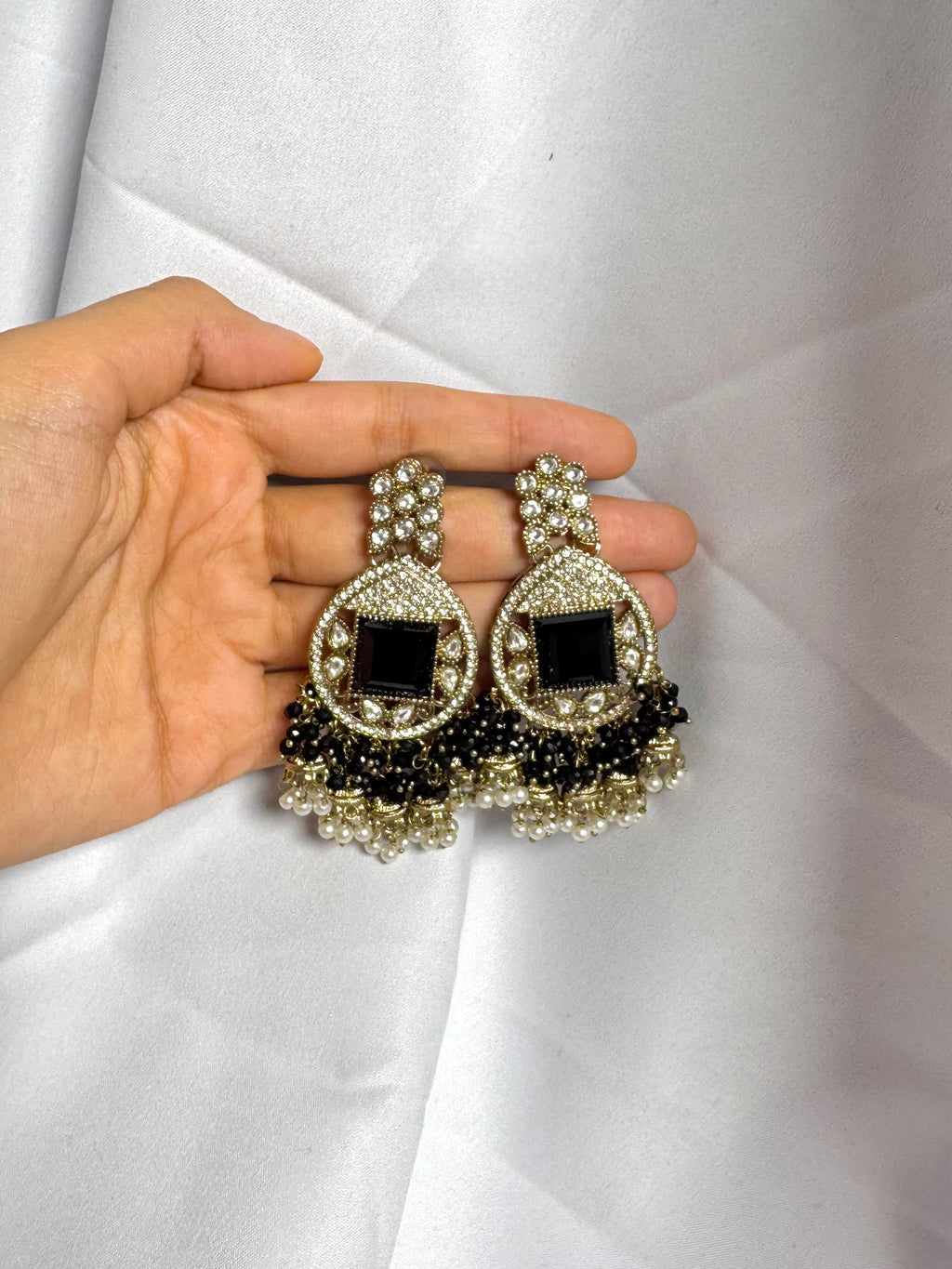 Hiba Earrings-Black