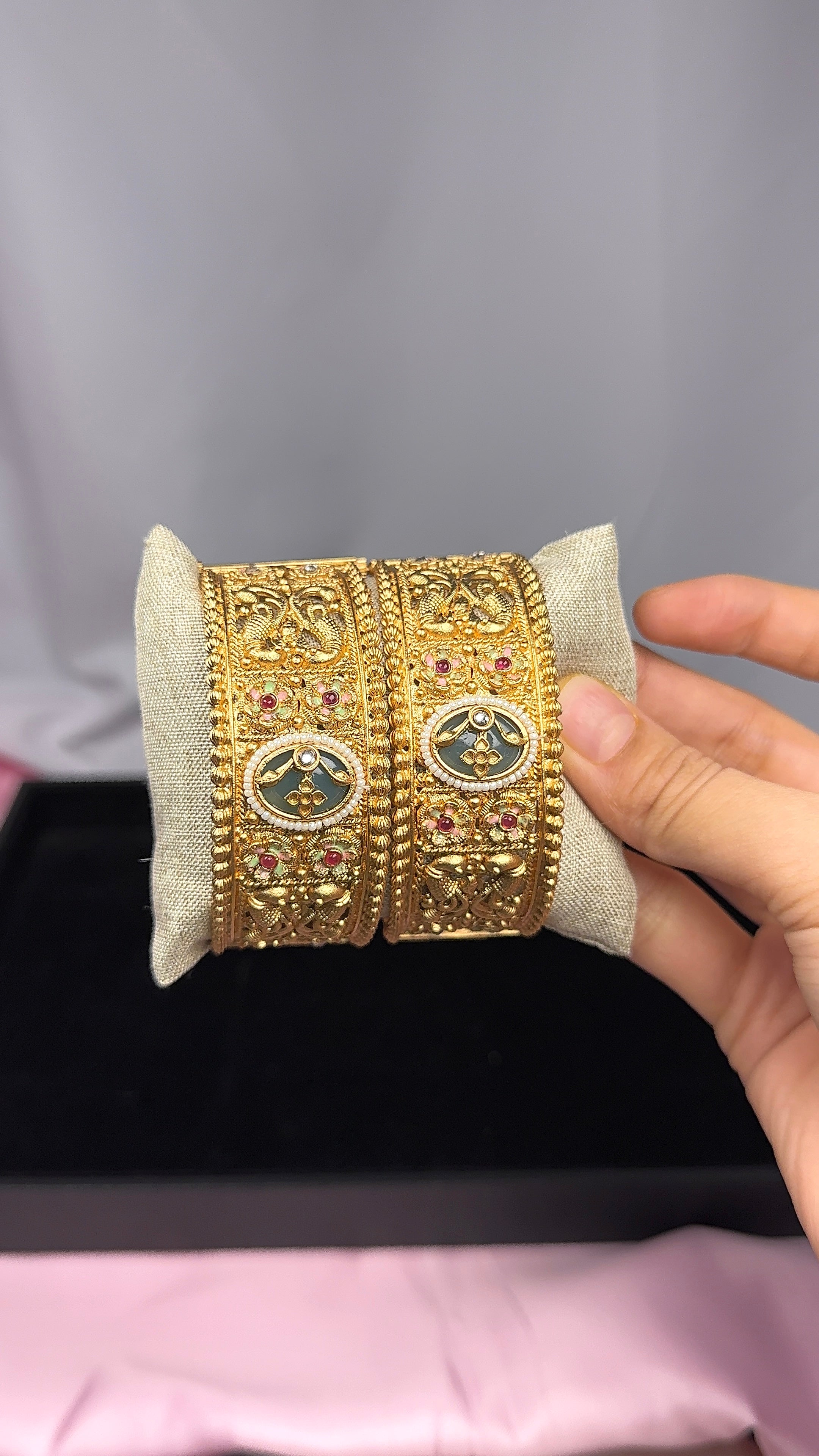 Zoya Openable Bangles