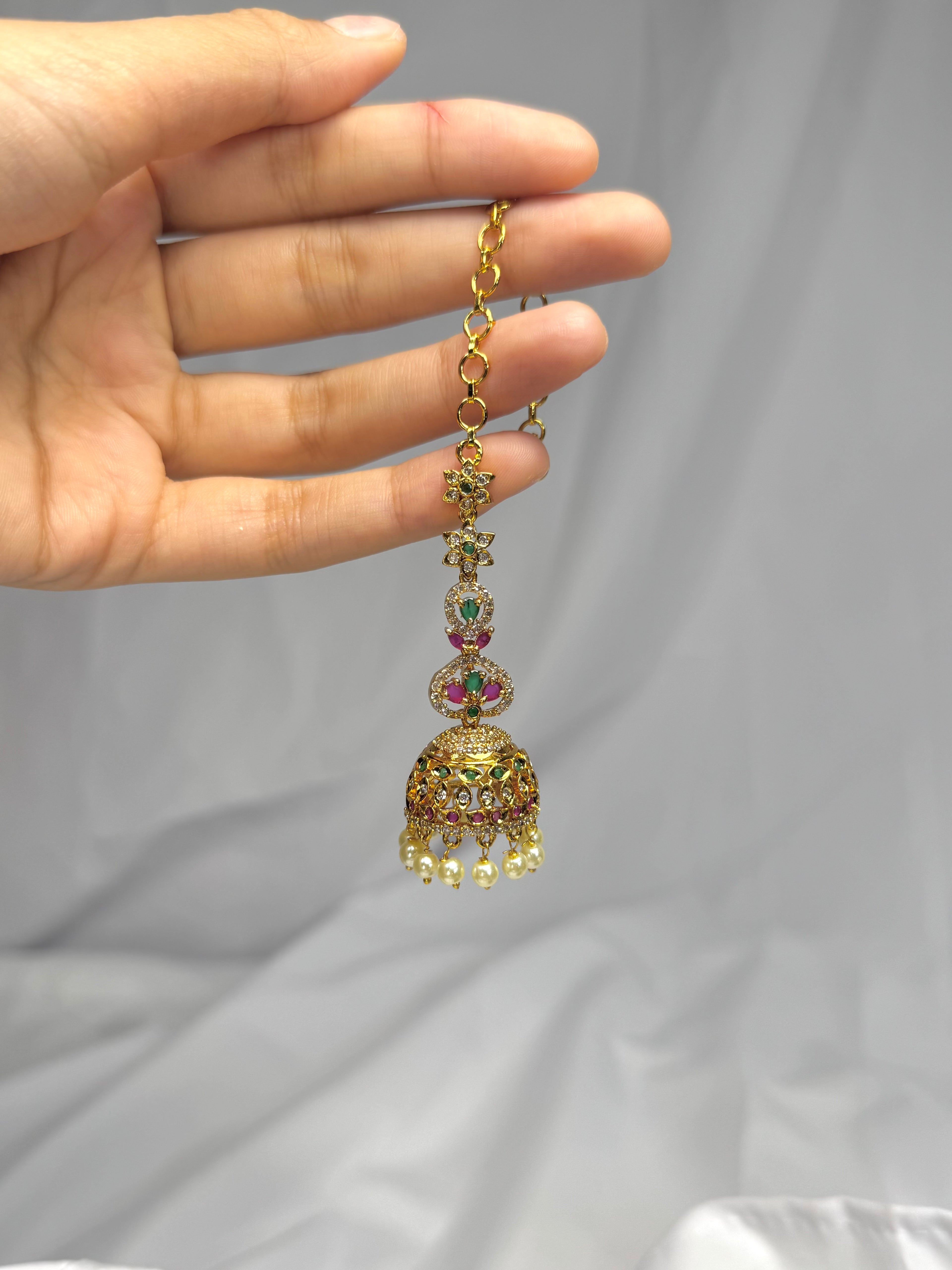 Radha Jhumka