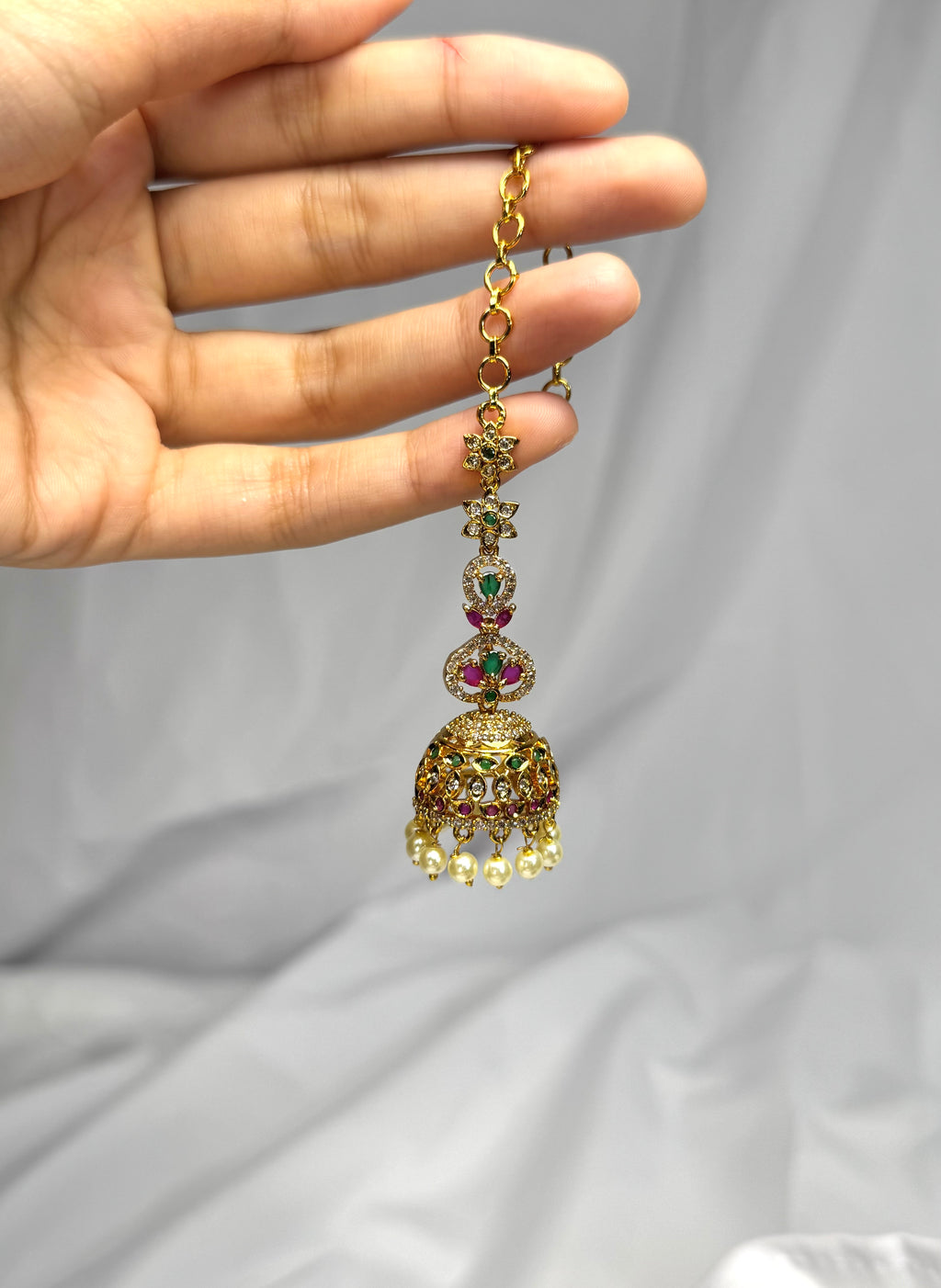 Radha Jhumka