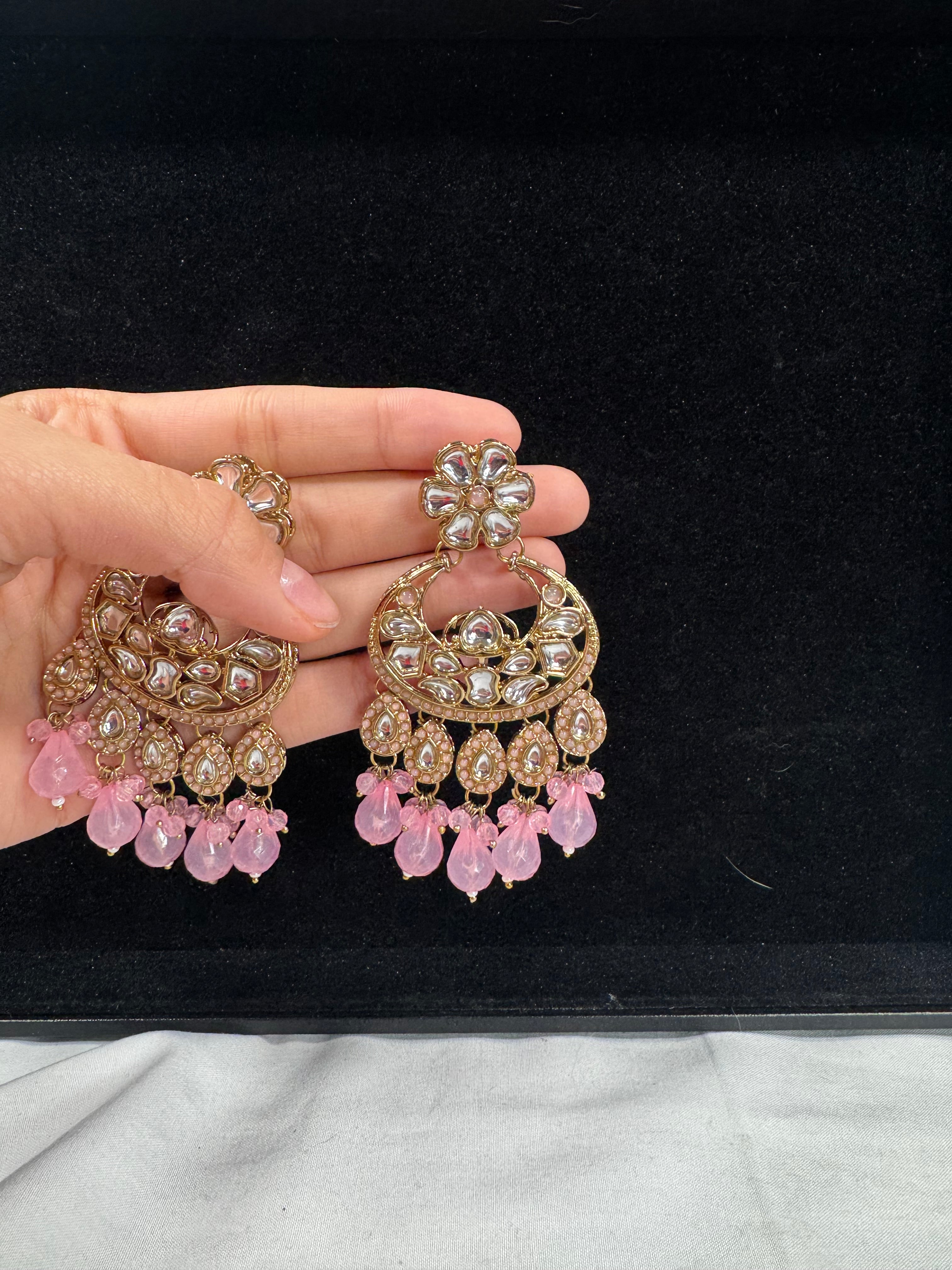 Kundan Lavender earrings