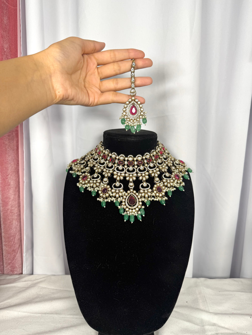 Nimi Necklace Set- pink & green