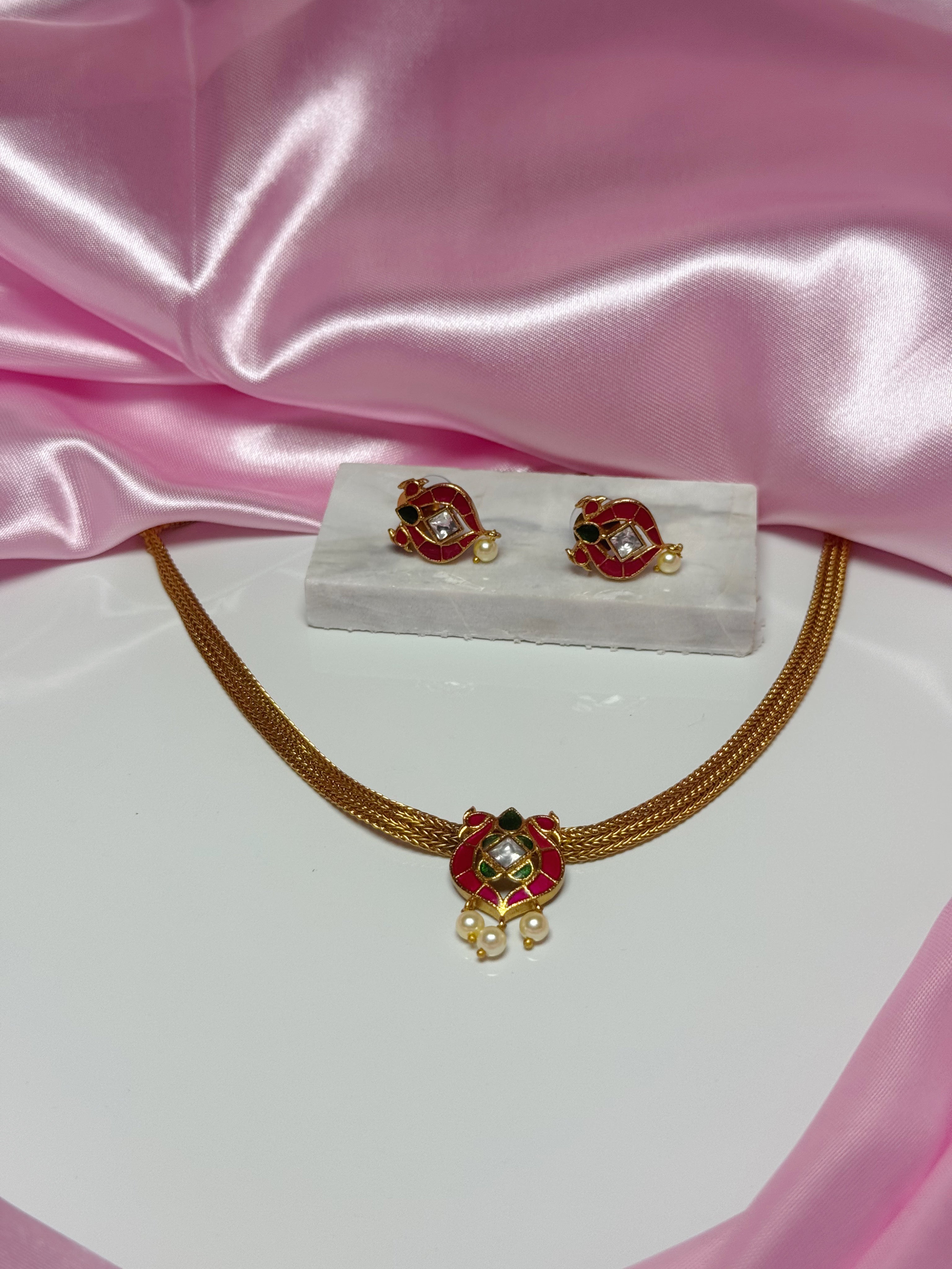 Sumna Necklace Set