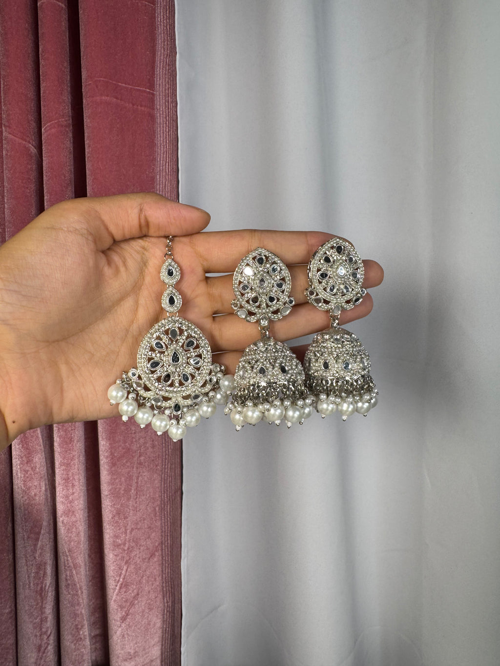Silver earring tikka set
