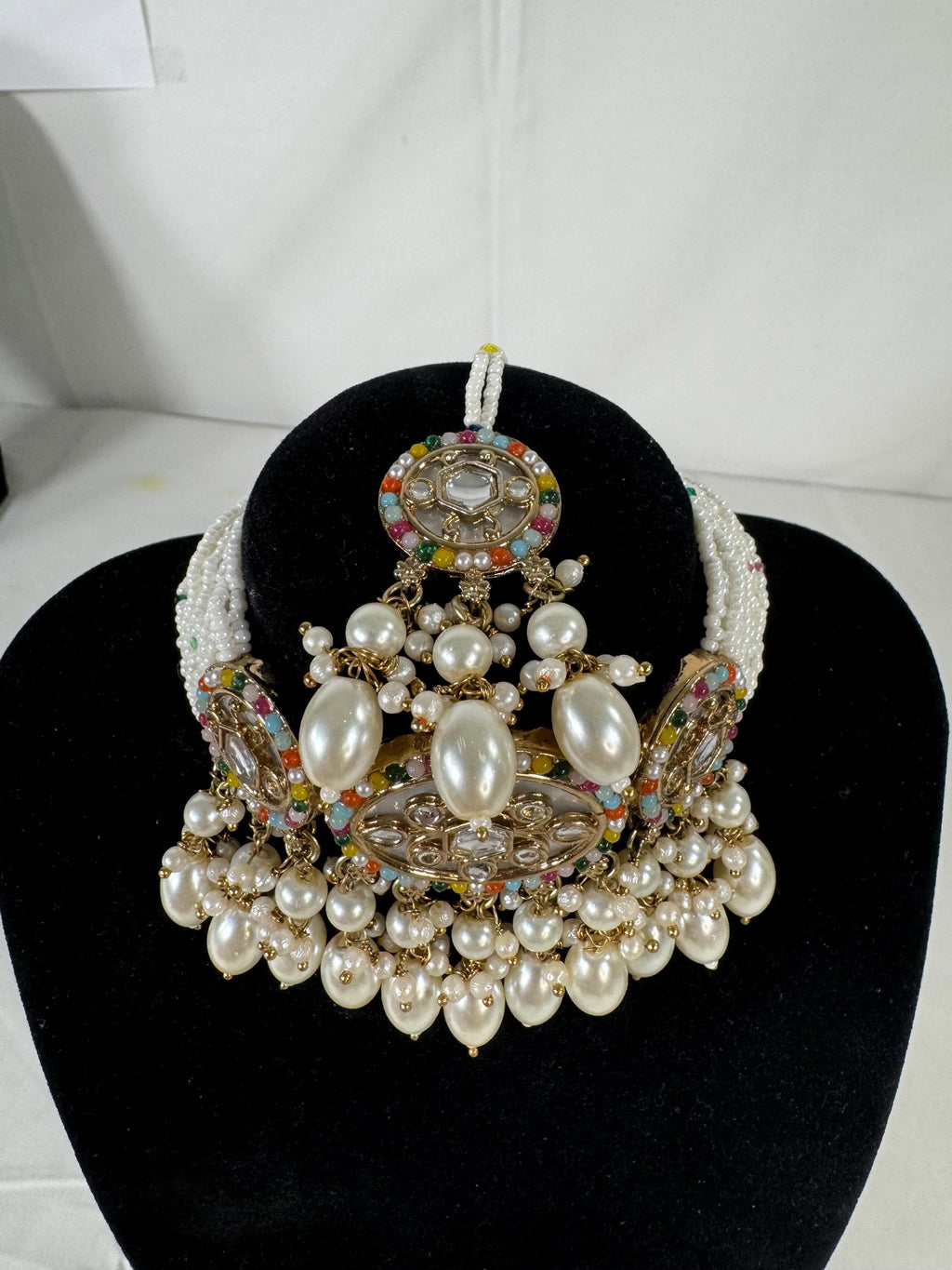 Nayara Necklace Set