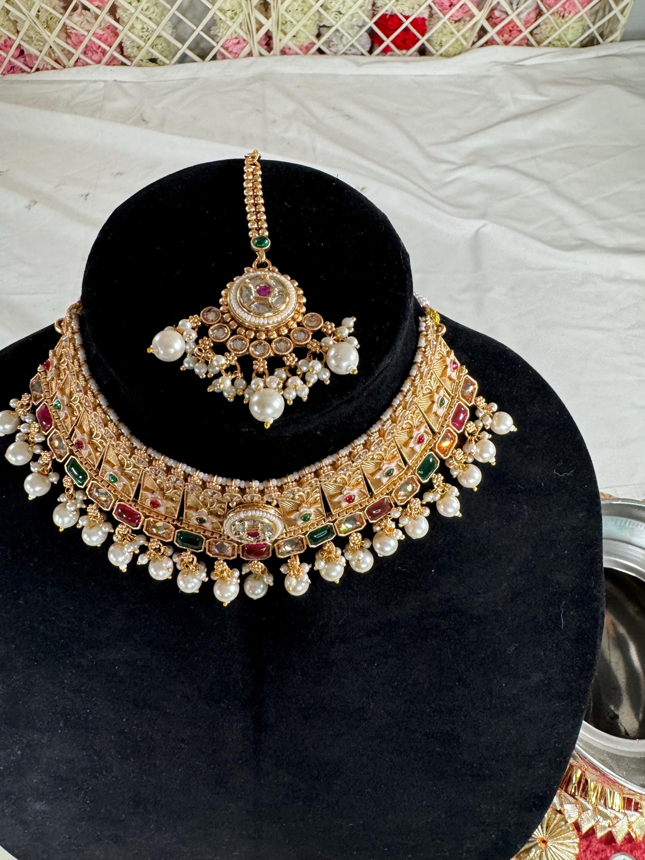 Zohaira Necklace Set