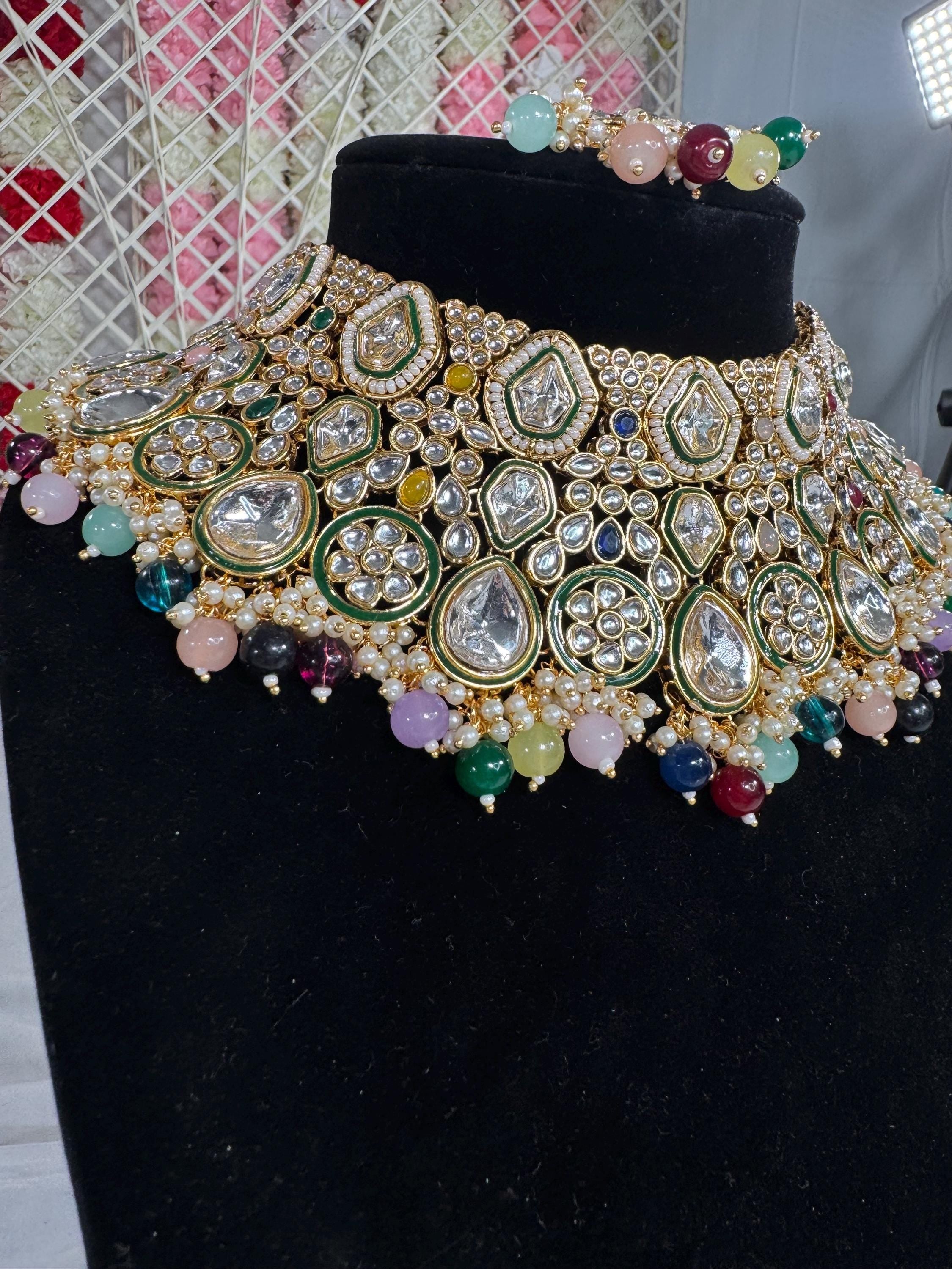 Faraya Necklace Set