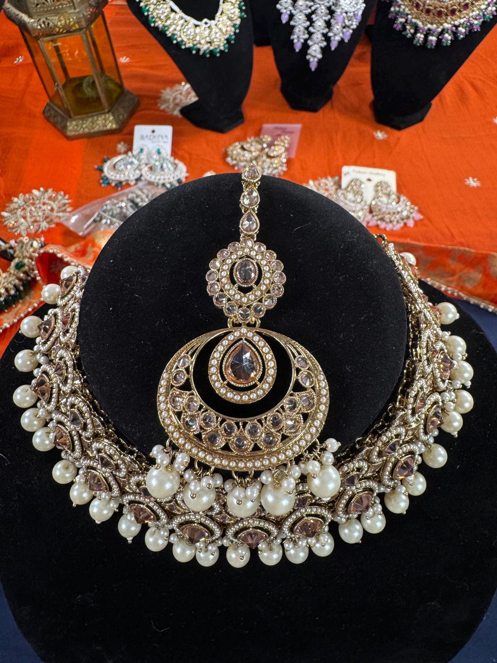 Yusriya Necklace Set