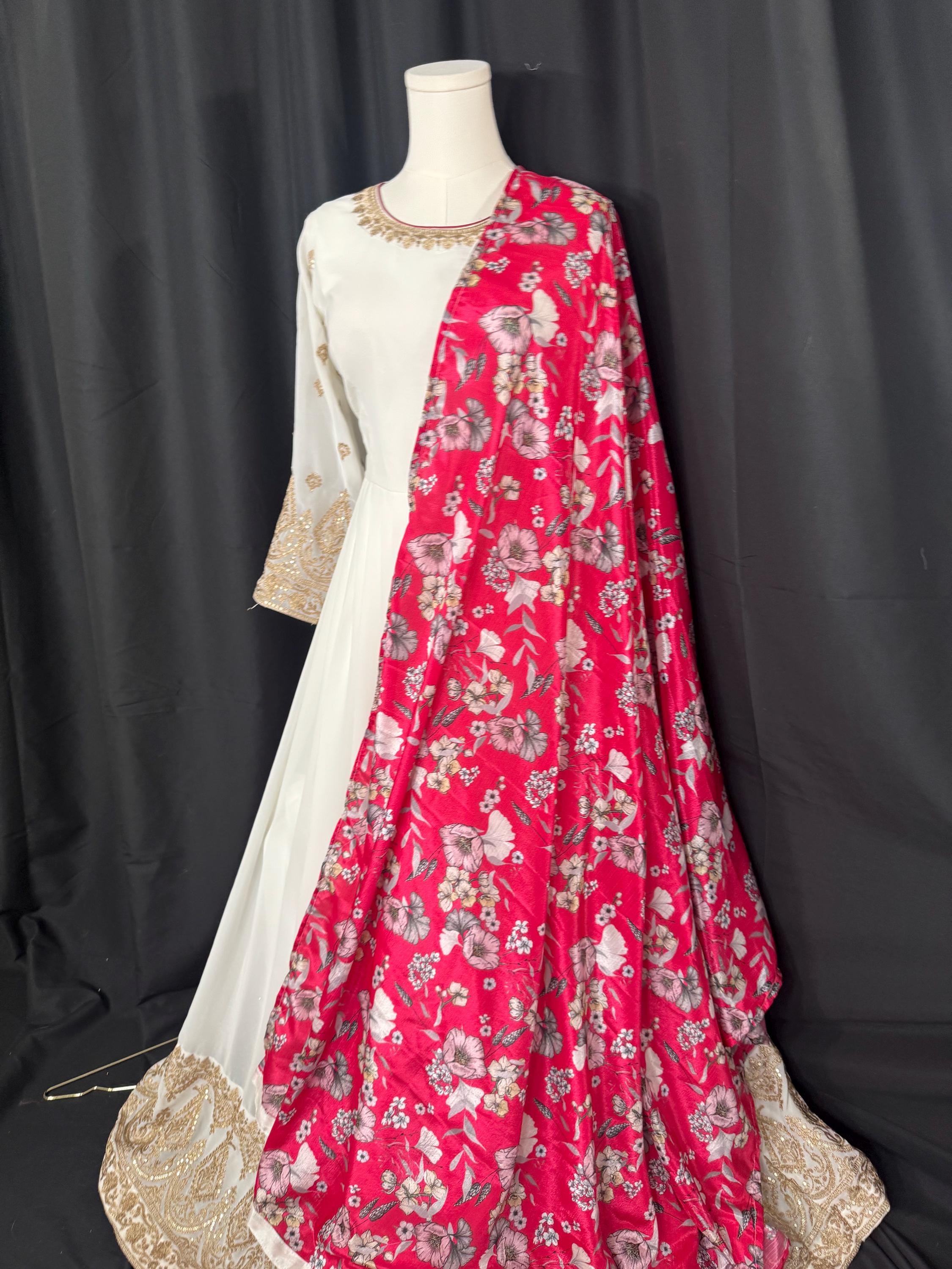 Gown For Women Indian Designer Wedding Wear Party Wear function Wear Reception Wear gown  bollywood Style Indian outfits Pakistani outfit