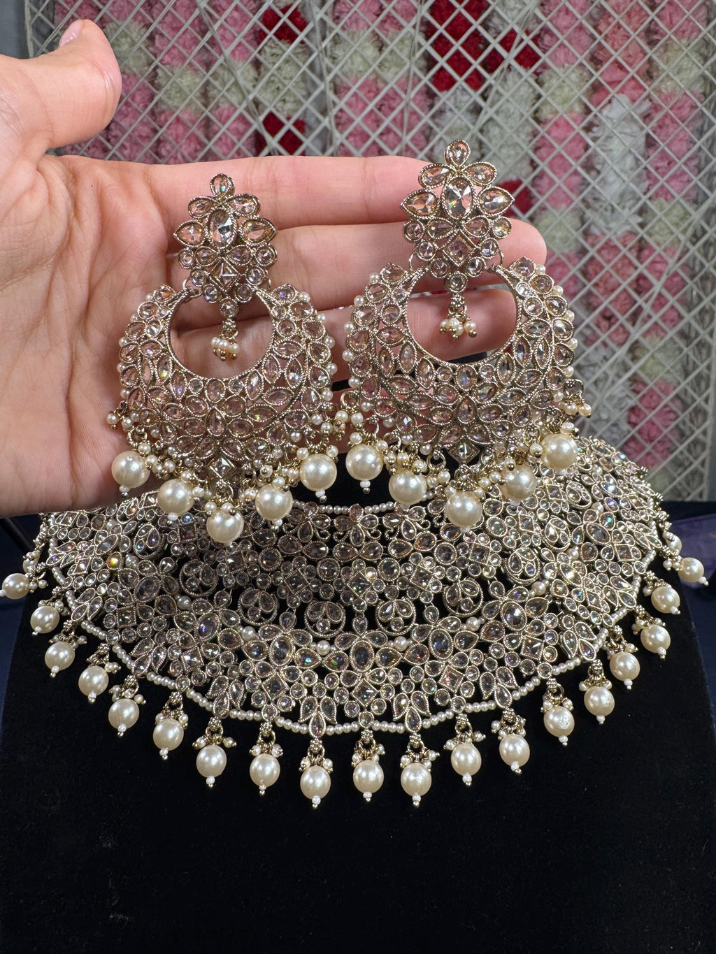 Afreya Necklace Set