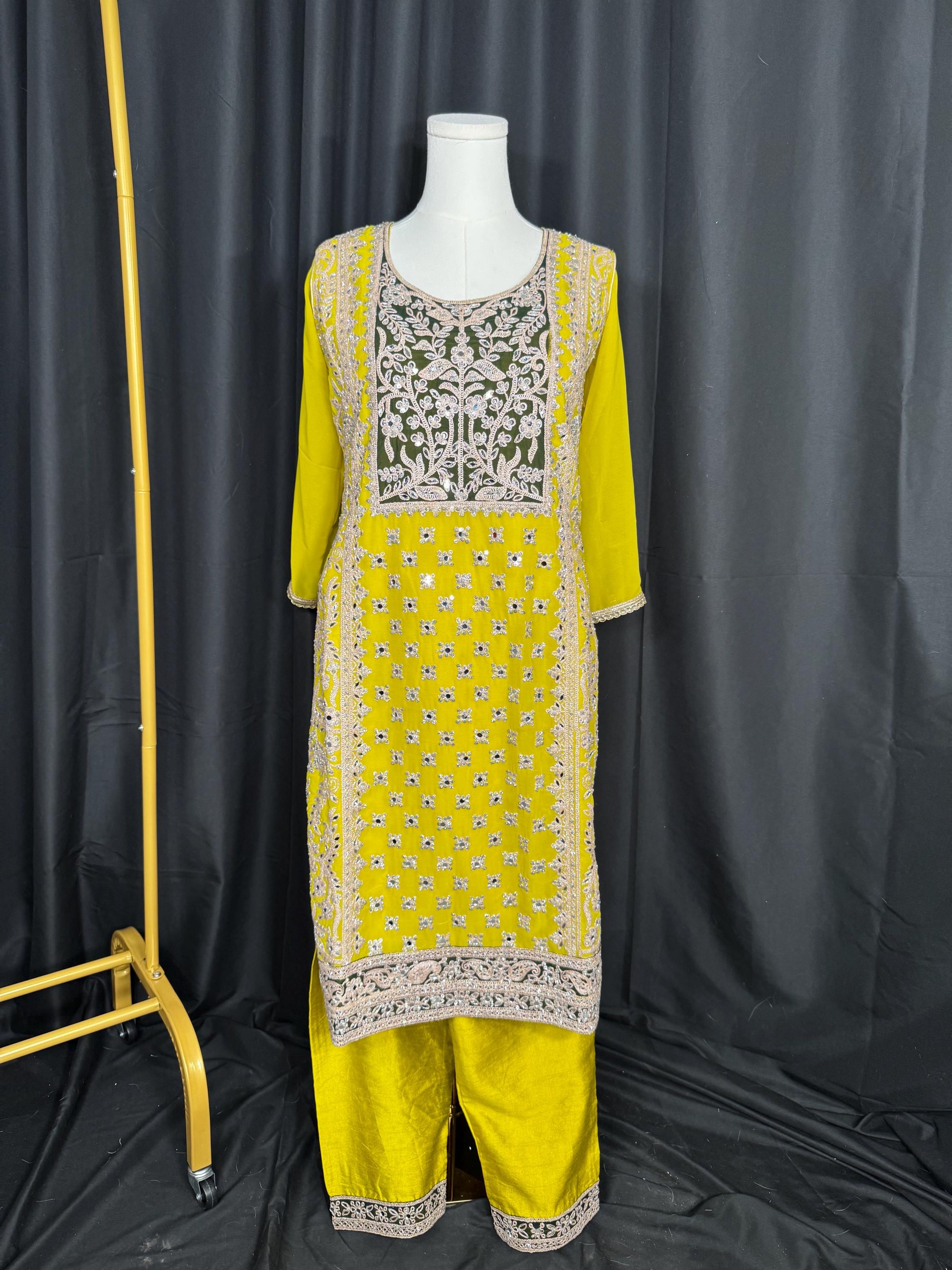 Pakistani suit, Punjabi Sharrara For Women Indian Designer Wedding Wear, Salwar suit, Chaniya Choli bollywood Style Indian outfits