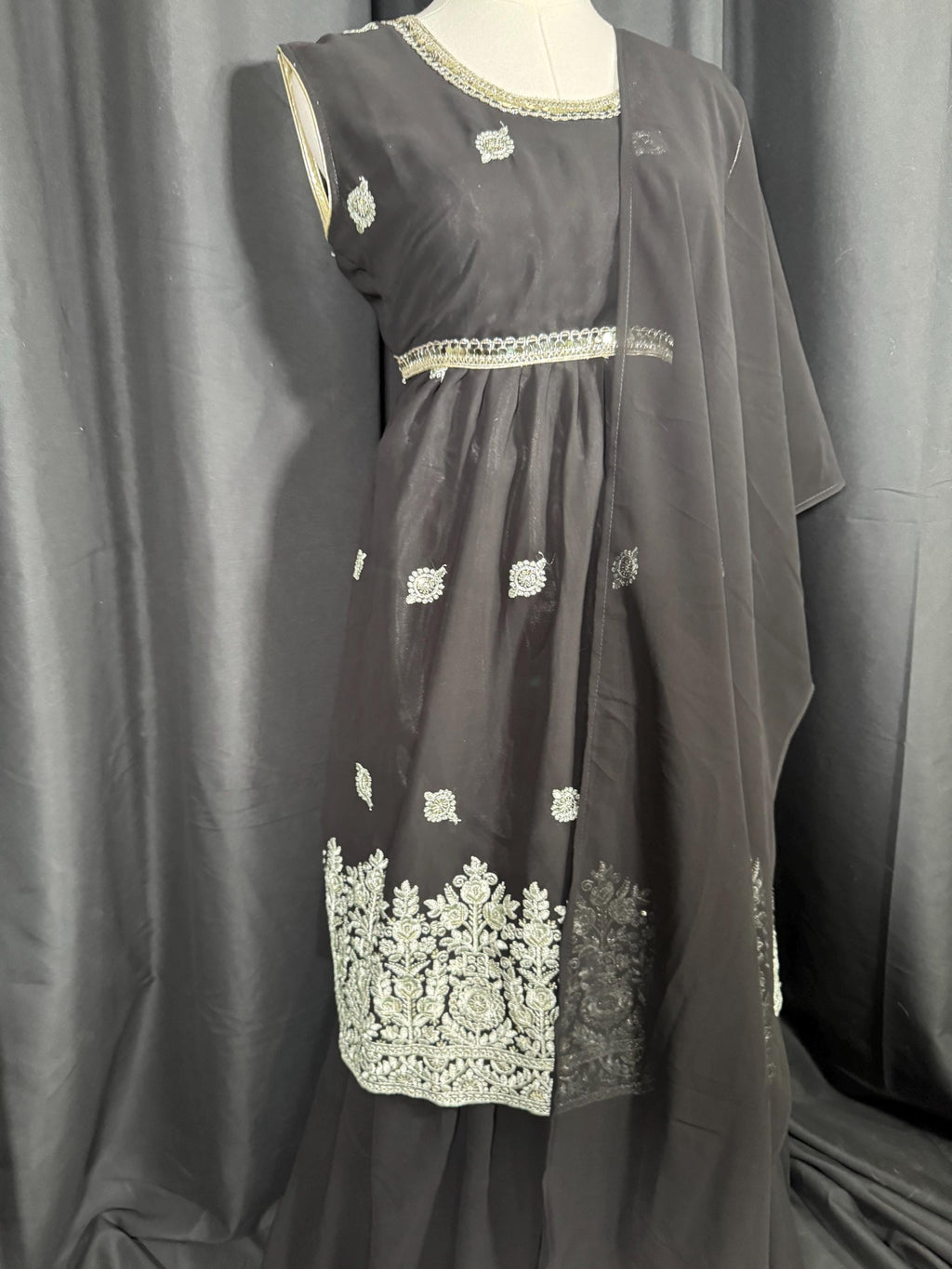 Punjabi Sharrara For Women Indian Designer Wedding Wear Party Wear function Wear Reception Wear Chaniya Choli bollywood Style Indian outfits